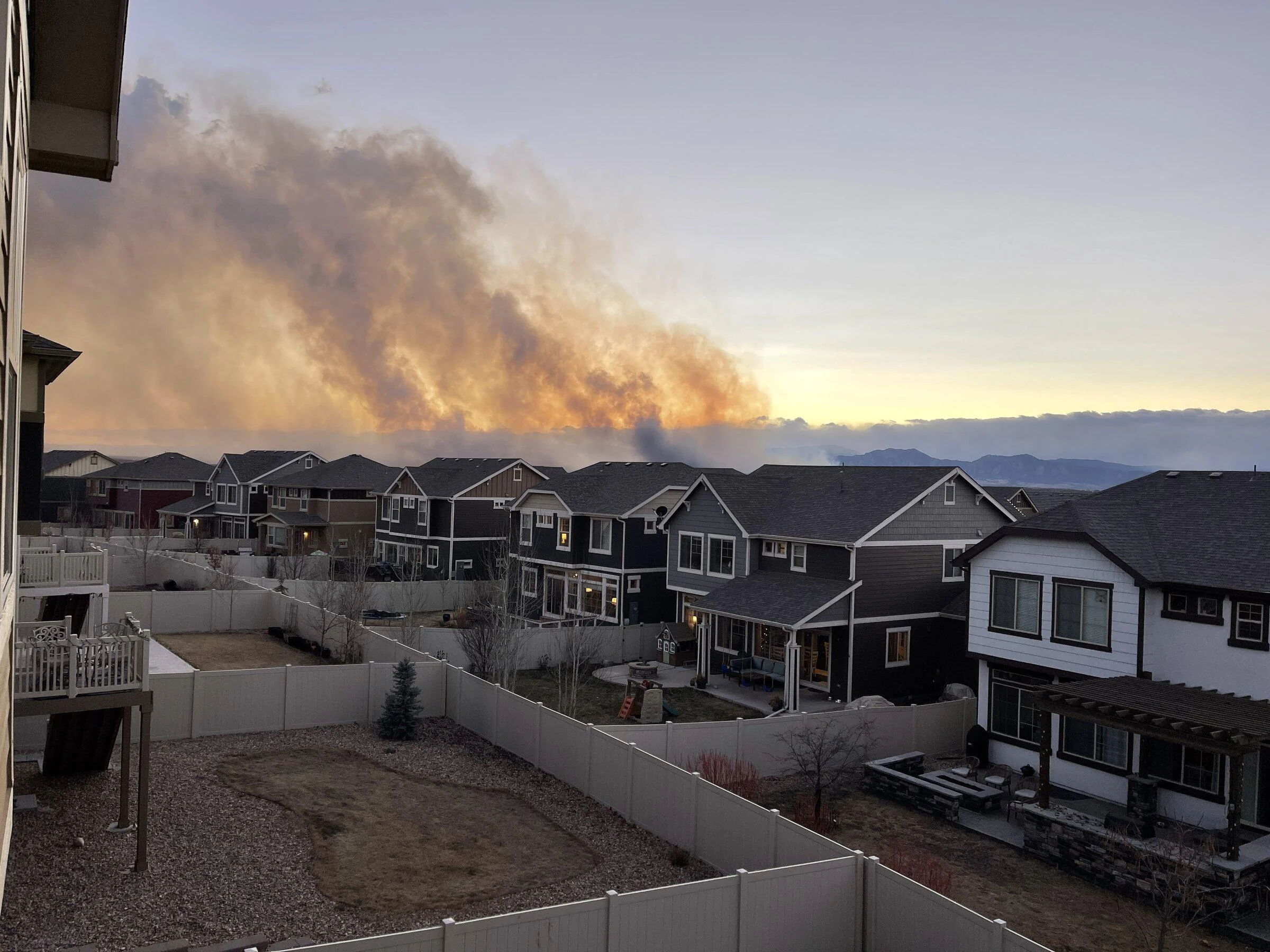 Rivian R1T R1S Wildfires outside of Denver... F0C22E2C-A6E7-4AE4-BA6E-2B67DD45C39B