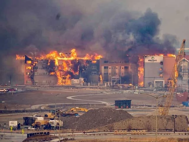 Rivian R1T R1S Wildfires outside of Denver... 7B2A69CD-7493-49AE-9A5B-7DC1E2F8EF08