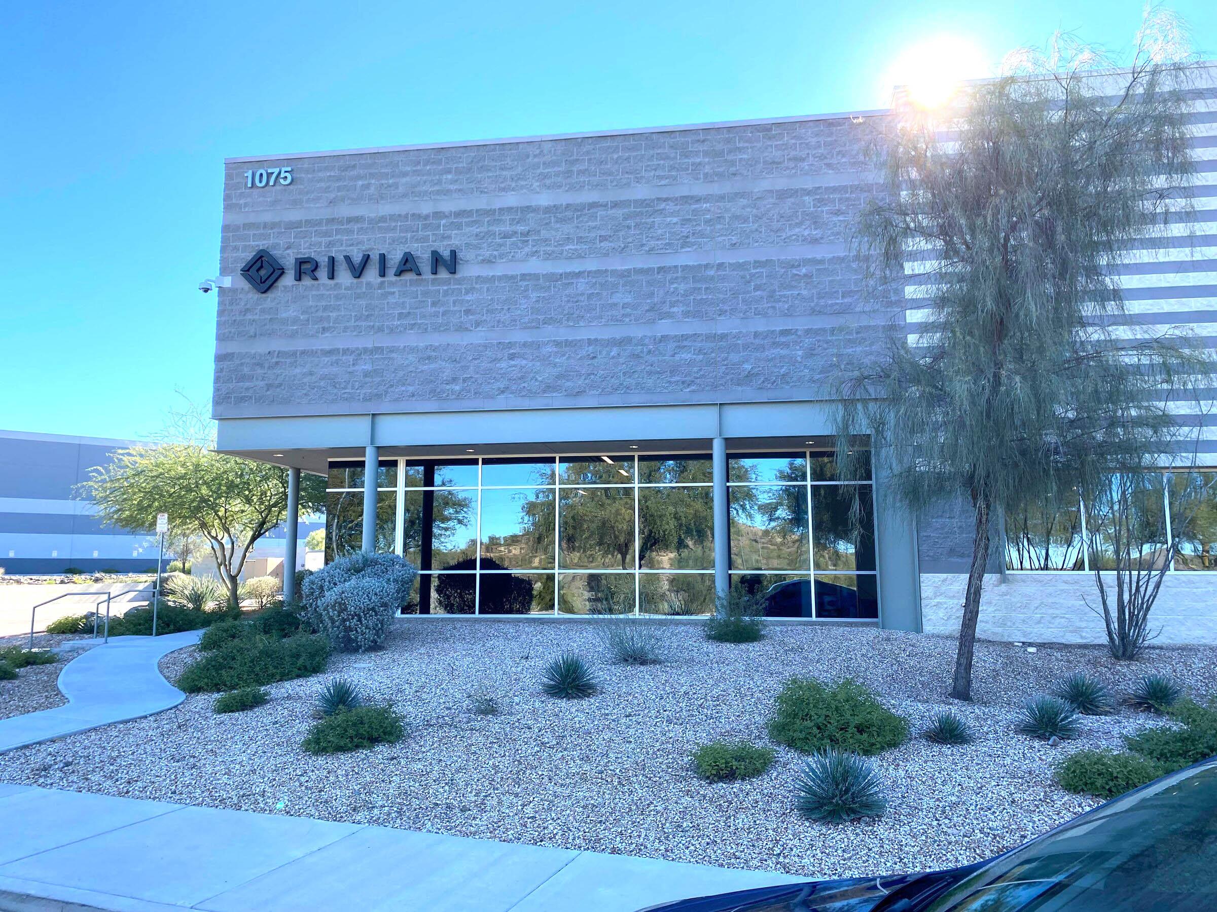 Rivian R1T R1S First look @ Arizona Rivian Service Center (1075 E Salter Dr, Phoenix) Arizona Rivian Service Center Location Buildin