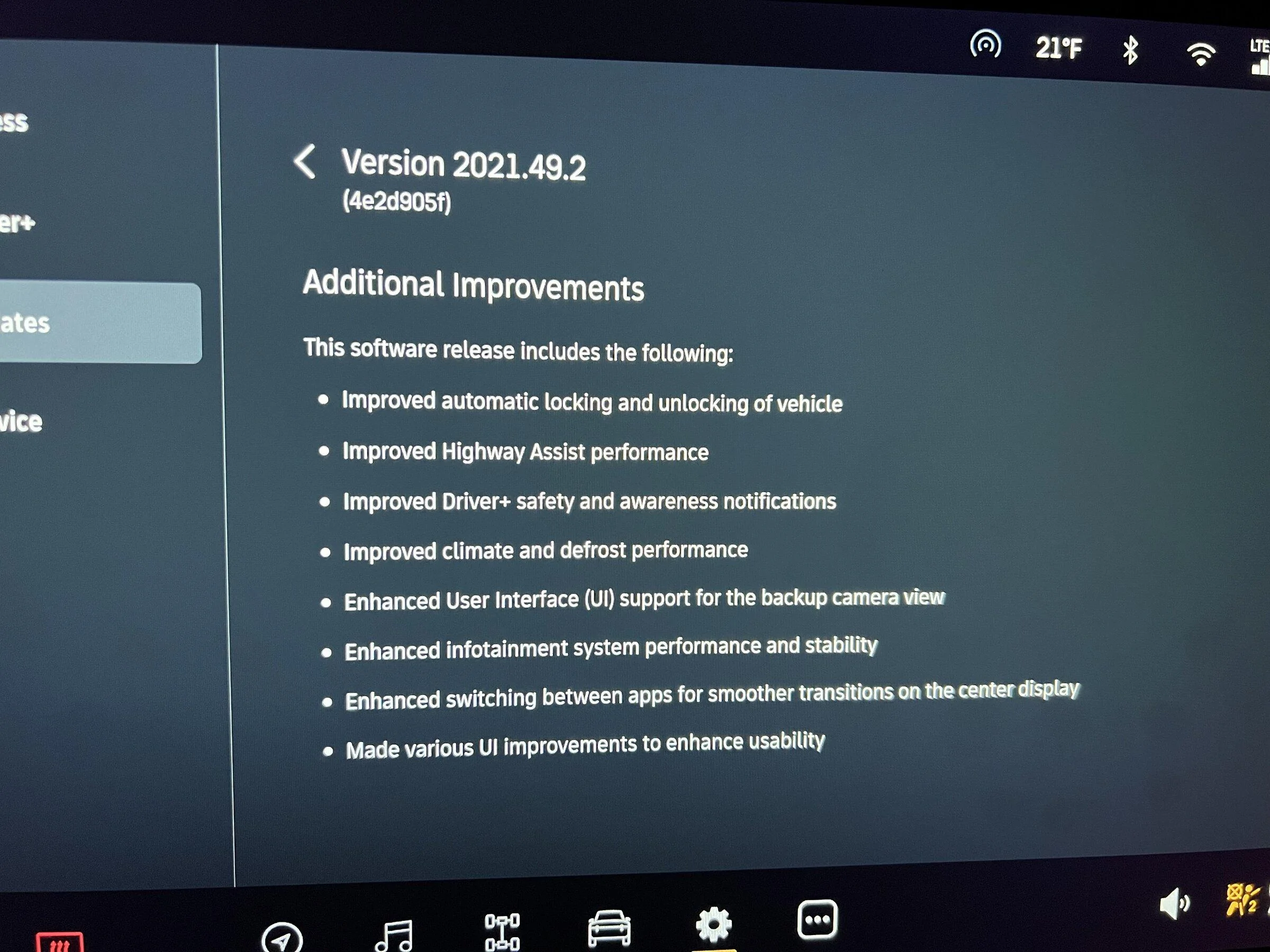 Rivian R1T R1S OTA software update version 2021.49.2 installed - release notes and feedback B1220269-3BE0-40F2-9B7A-CD0CD63C3B9E