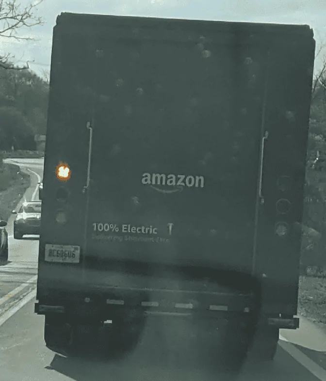 Rivian R1T R1S Rivian Stock Tumbles after Amazon announces Stellantis Van Deal 1641411293027