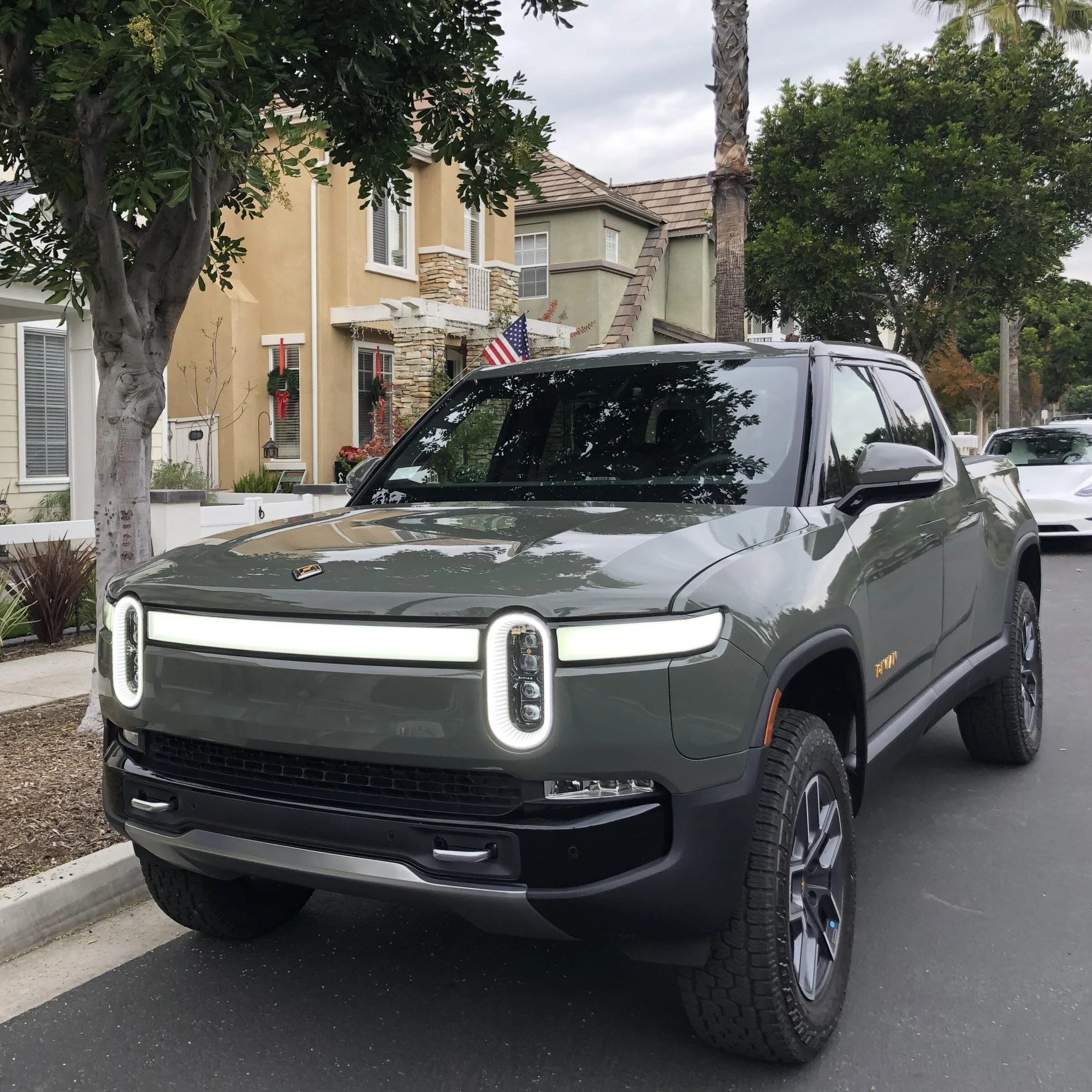 Rivian R1T R1S LAUNCH GREEN R1T Photos F8D48D33-B25C-413F-880B-0DD92F6A24EC