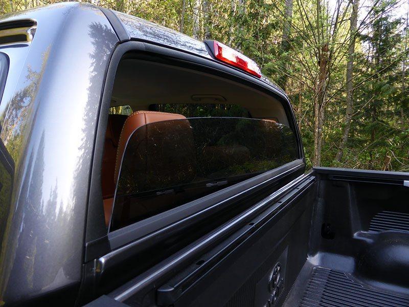 Rivian R1T R1S Rivian R1T vs F-150 Raptor vs Jeep Wrangler side-by-side 1641673368312
