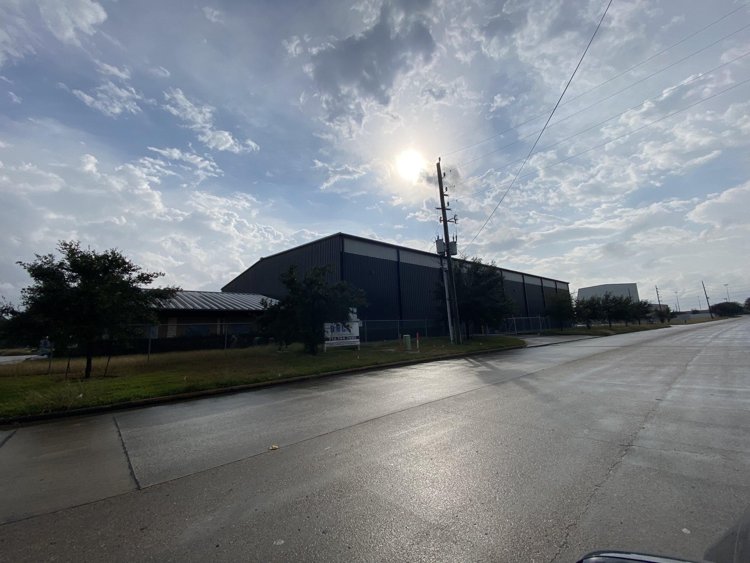 Rivian R1T R1S Houston, we have a problem. IMG_0304