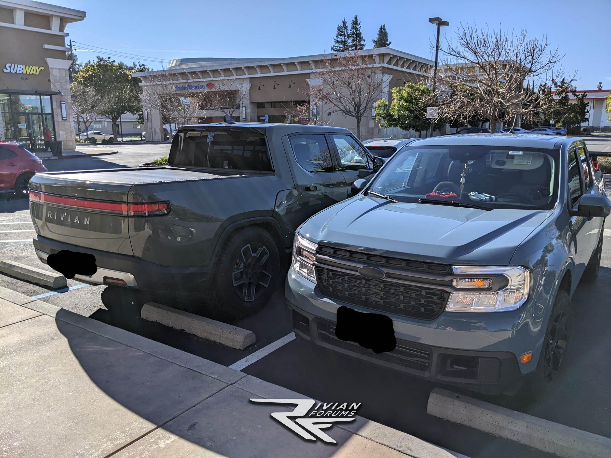 Rivian R1T R1S NA Truck of the Year Finalists: Rivian R1T vs Ford Maverick Side by Side Rivian R1T vs Ford Maverick 2