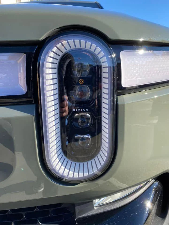 Rivian R1T R1S LAUNCH GREEN R1T Photos 271734868_10102215765951122_1011928348427048319_n