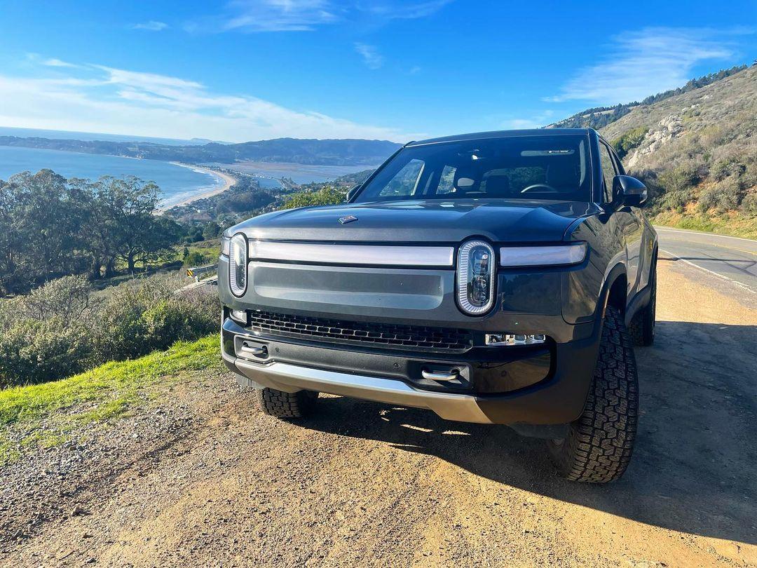 Rivian R1T R1S El CAP GRANITE Rivian Photos 271476656_4748800931875046_2617337996965292667_n