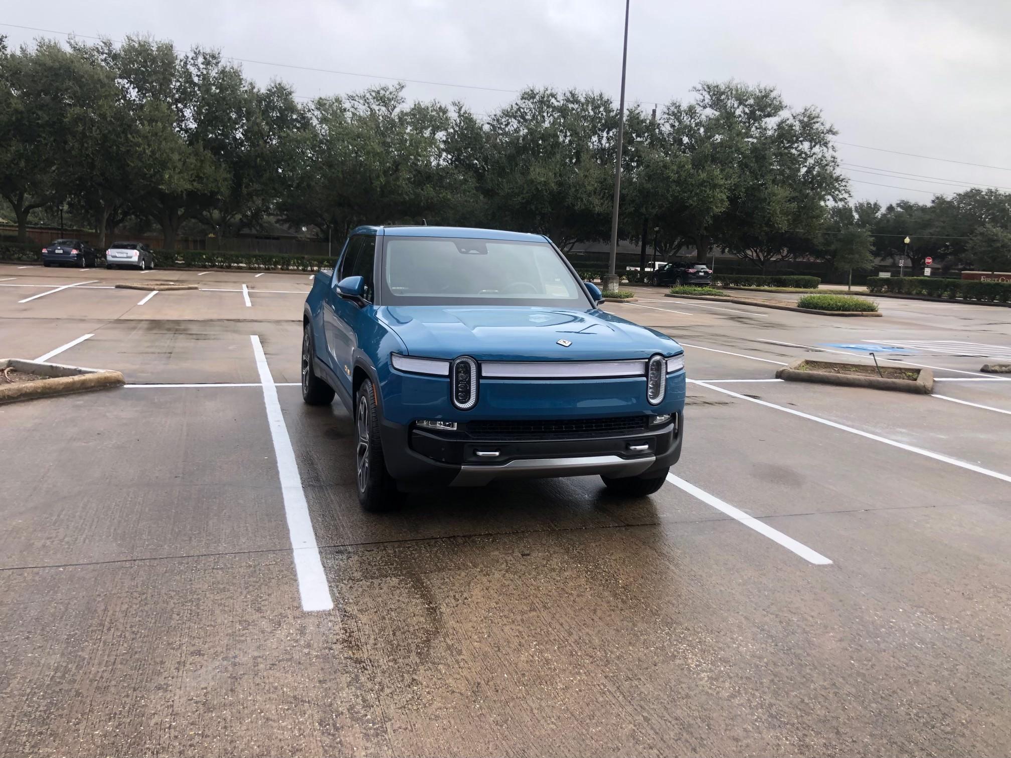 Rivian R1T R1S Texas Roll Call 66335323636__0D32FC4D-FA77-4AD4-BF17-697EDF4F5BB9