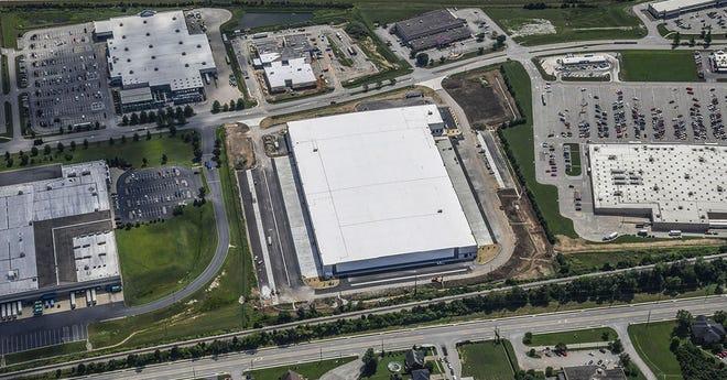 Rivian R1T R1S Rivian Signs 7-Year Lease for Large Louisville-Area Warehouse 95c1-South_Louisville_Distribution_Center_Linkedin