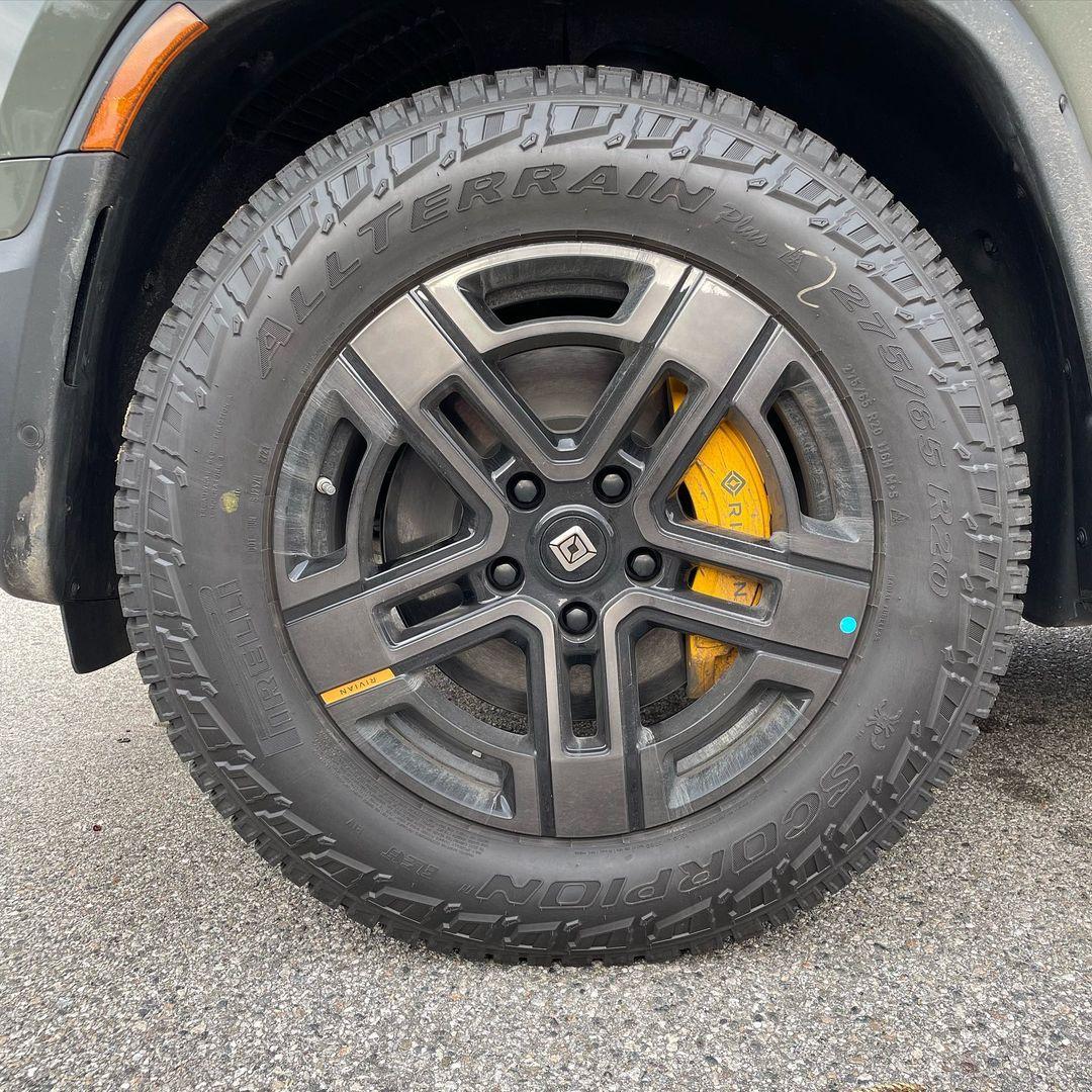 Rivian R1T R1S Real Life Photos of the Rivian Wheels / Rims Options [Compilation] 1551315_4691531130937729_5923069998228671233_n-