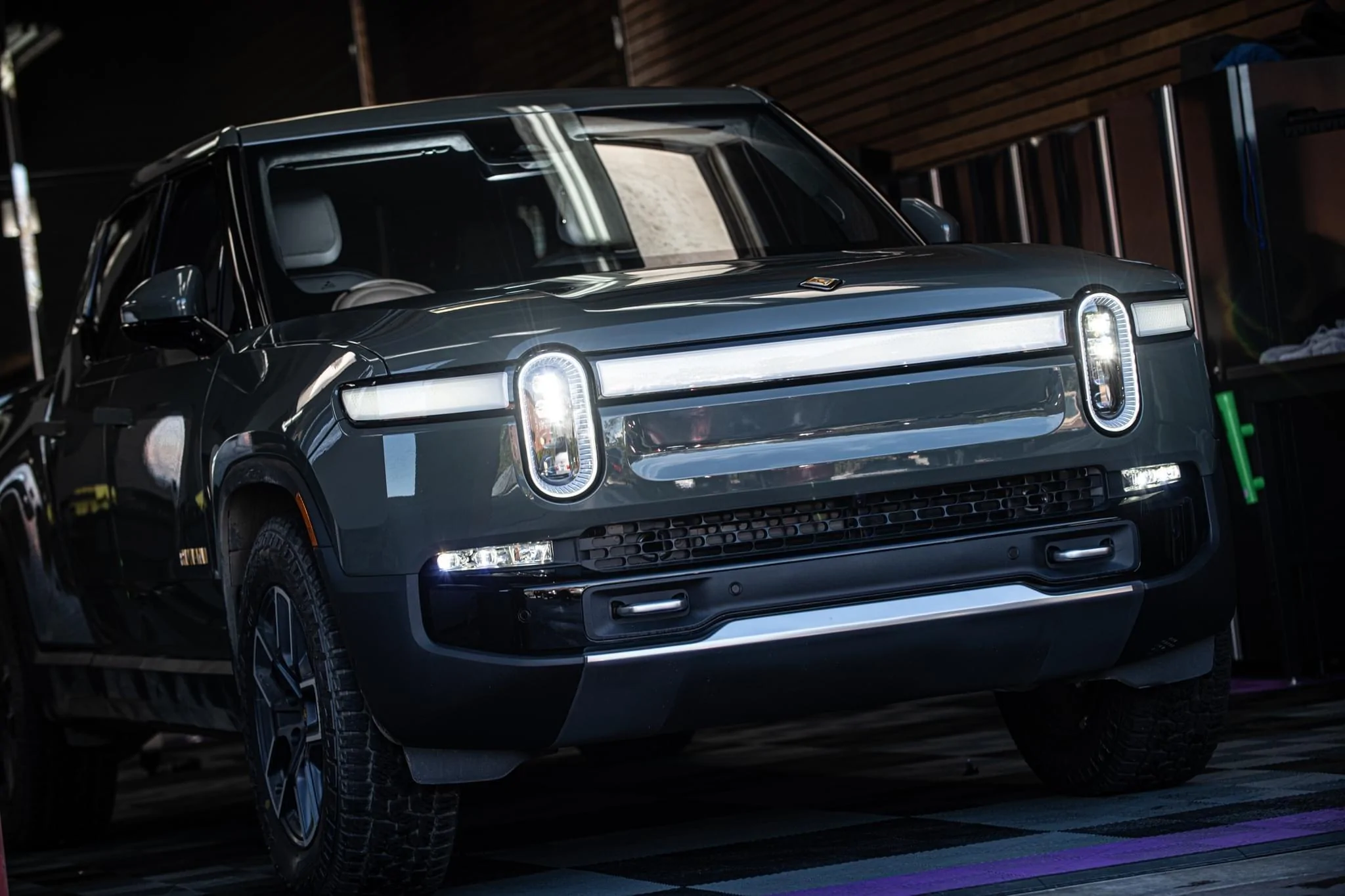 Rivian R1T R1S Real Rivian Photos & Videos 619DC0D6-2D89-4760-9126-EFB31B0E0576