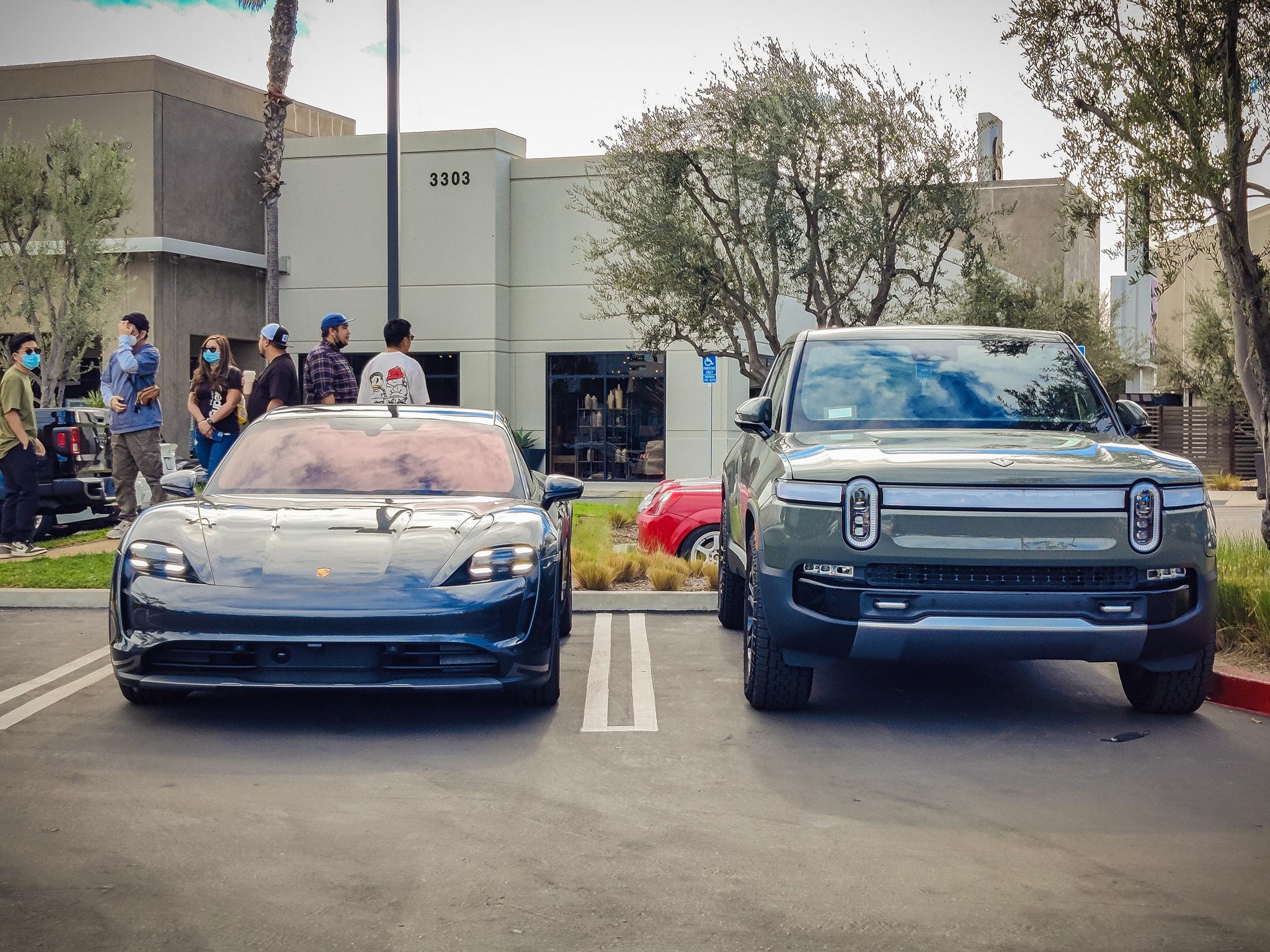 Rivian R1T R1S LAUNCH GREEN R1T Photos 271853891_10224585310315702_4527462848017069172_n