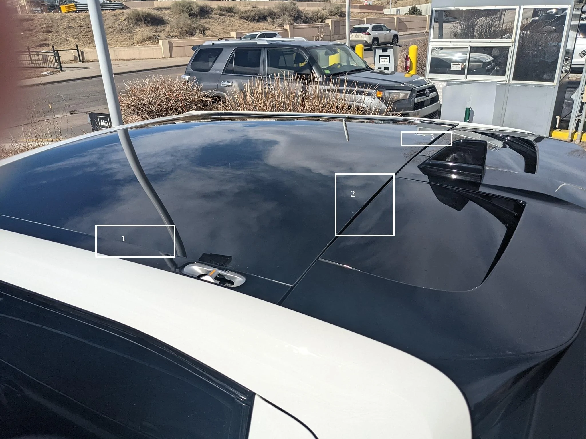 Rivian R1T R1S GLACIER WHITE R1T  Photos 271994563_10159848938586092_8136458522053823200_n