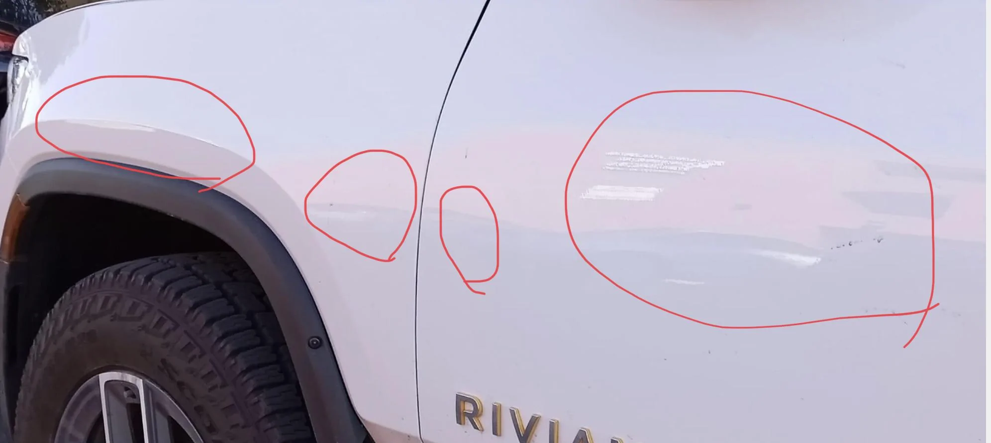 Rivian R1T R1S Real Rivian Photos & Videos 5F3C970A-EF82-46DB-A6DB-ADC15C176C40