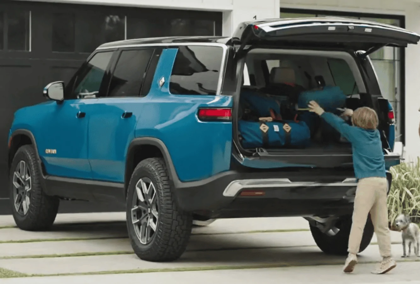 Rivian R1T R1S 3rd Row Design / Cargo Area Photos? 1643149766620