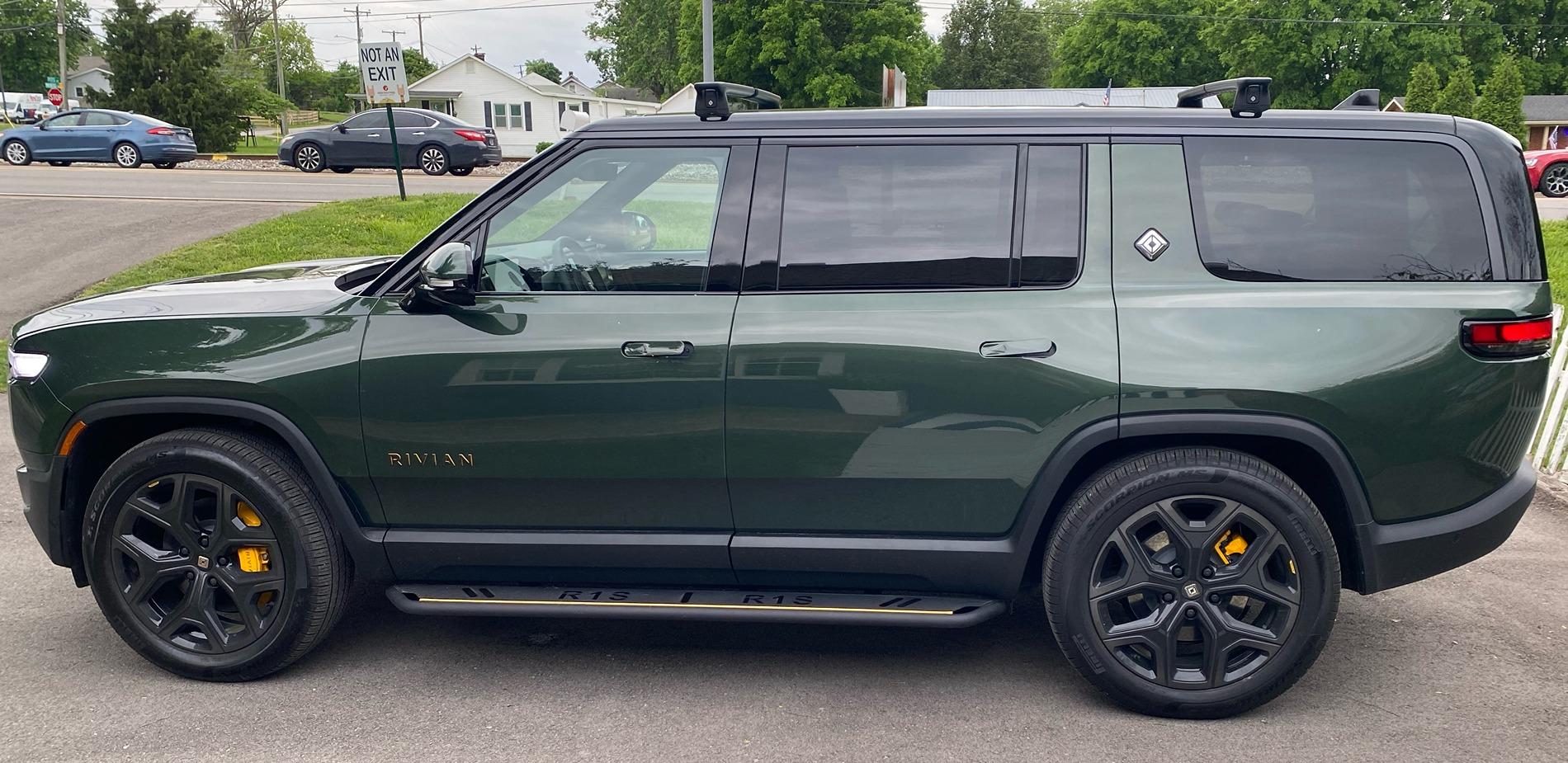 Rivian R1T R1S Best Running Boards for 2025 Rivian R1S - recommendations? Rivian