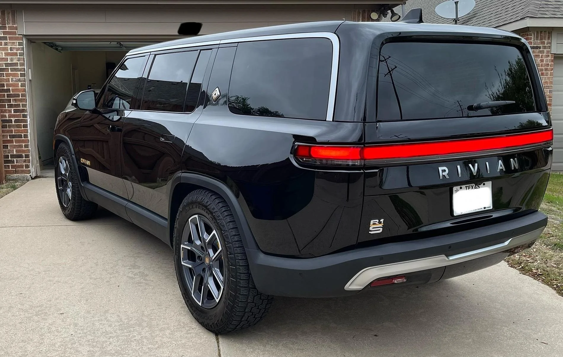 Rivian R1T R1S Paint Protection PPF Cost? IMG_9489