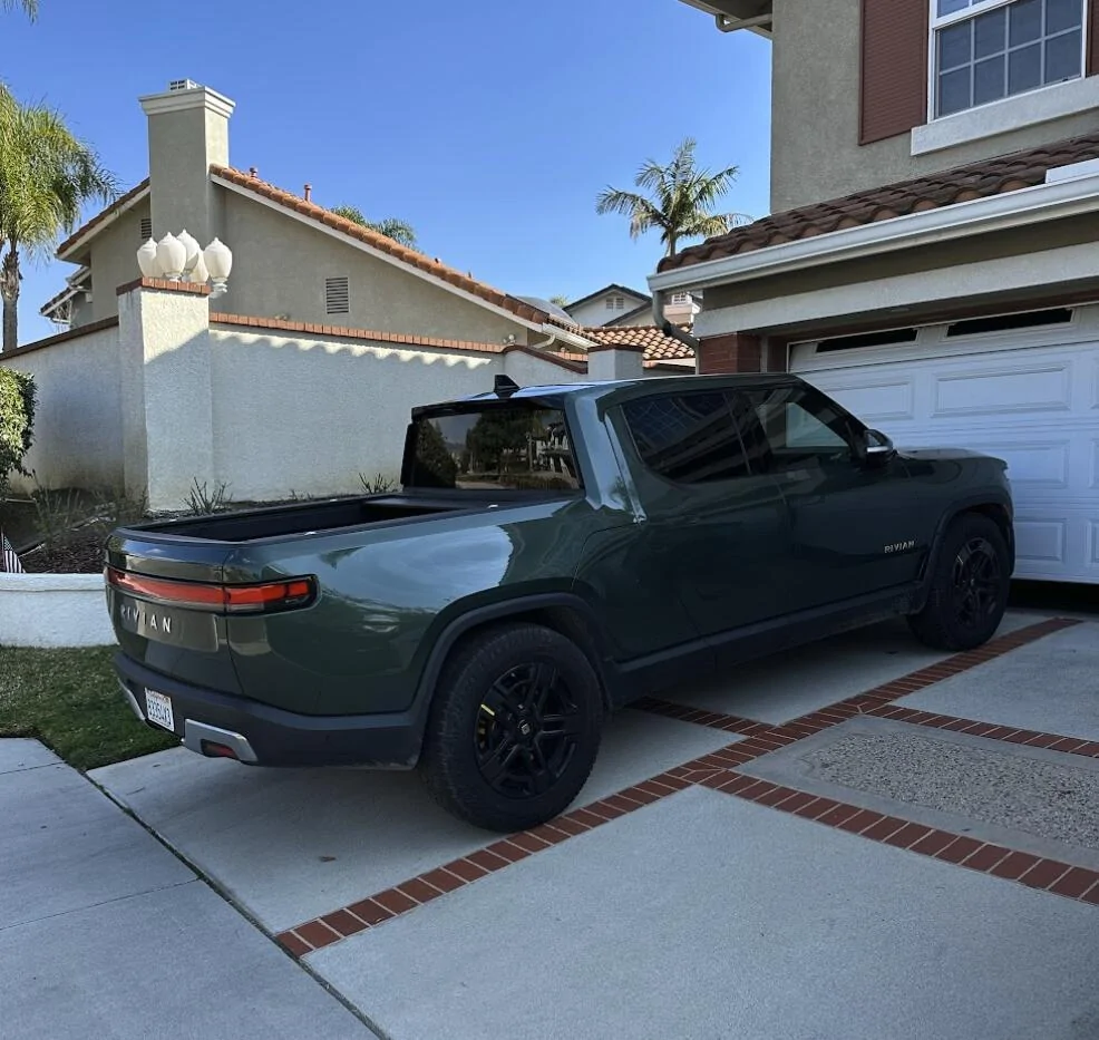 Rivian R1T R1S Took delivery at Costa Mesa SC [R1S 149##] loaner