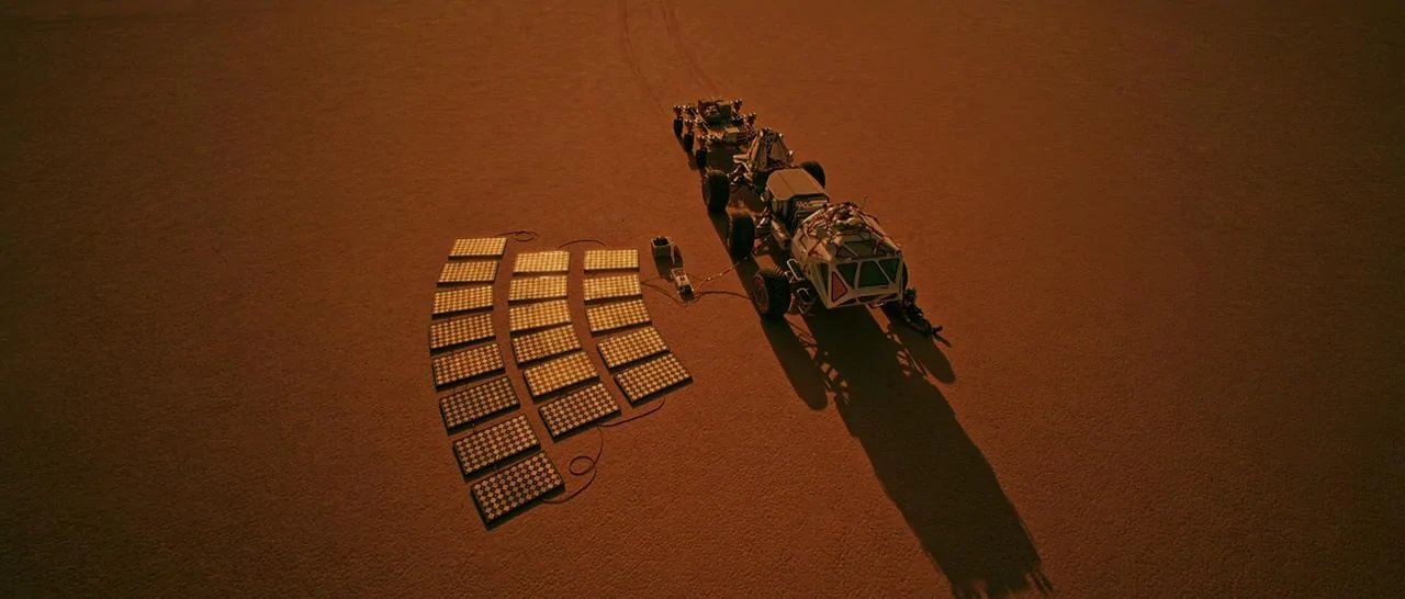 Rivian R1T R1S Towing and Solar System Charging The-Martian-Panels