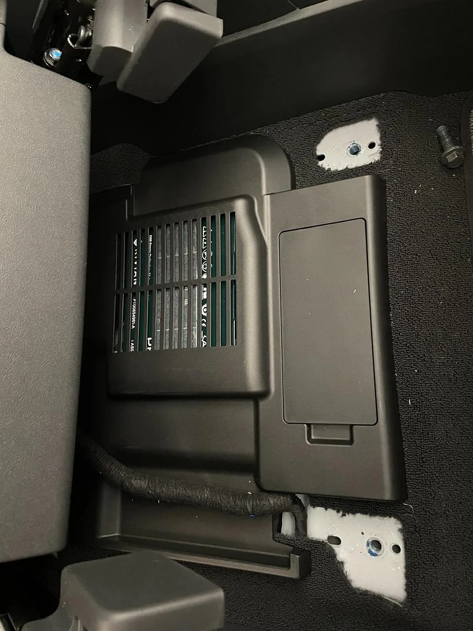 Rivian R1T R1S Gen2 R1T Amplifier Install (non-Meridian) IMG_7222