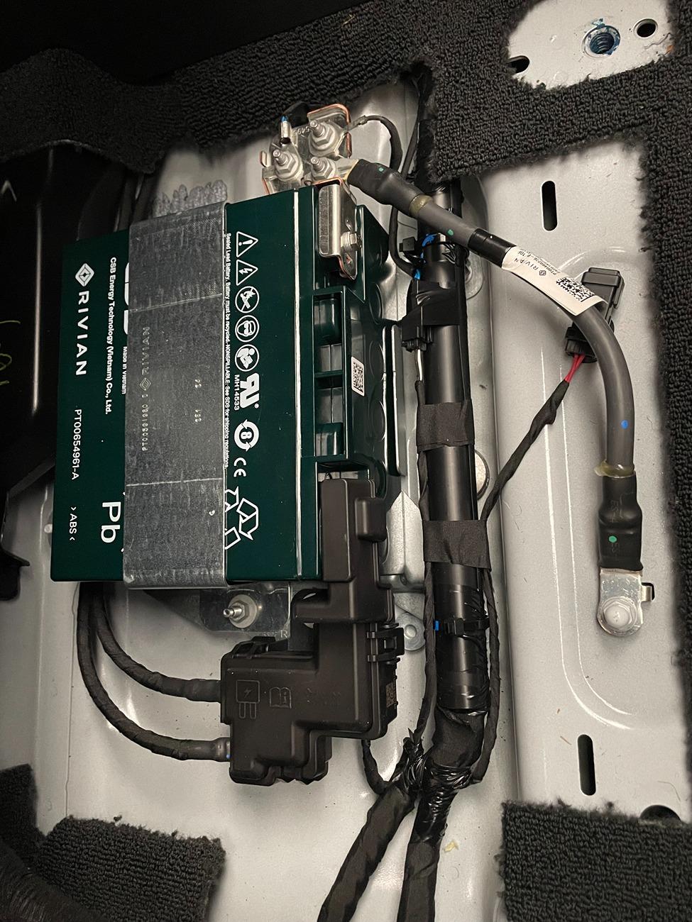 Rivian R1T R1S Gen2 R1T Amplifier Install (non-Meridian) IMG_7225