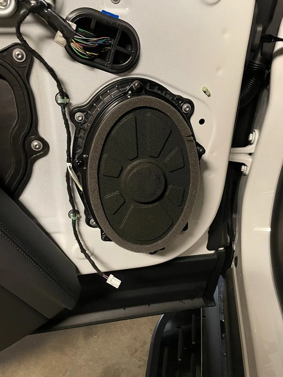 Rivian R1T R1S Gen2 R1T Amplifier Install (non-Meridian) IMG_7340
