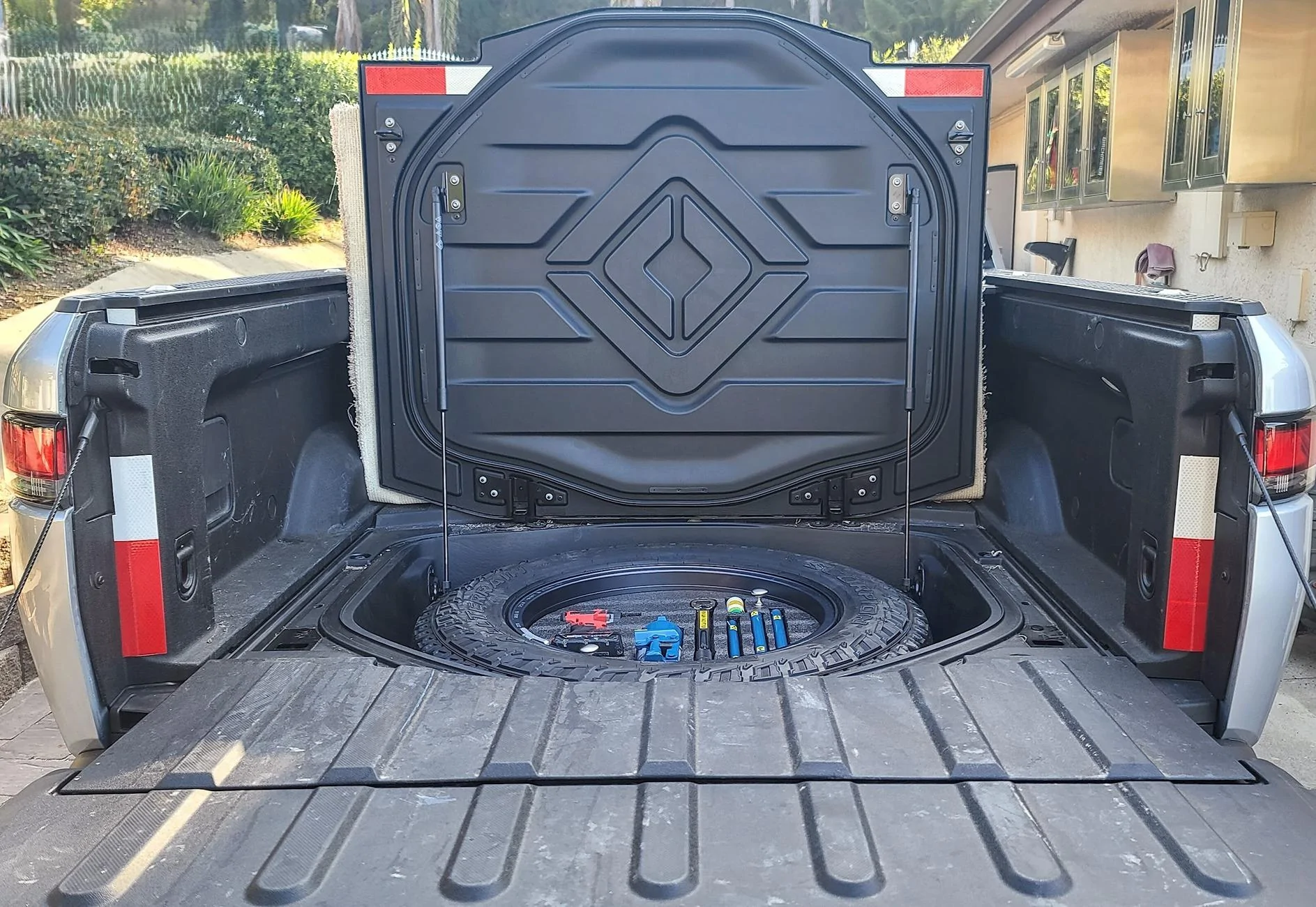Rivian R1T R1S Picked up a spare tire. Now what?? 20231228_131558_01
