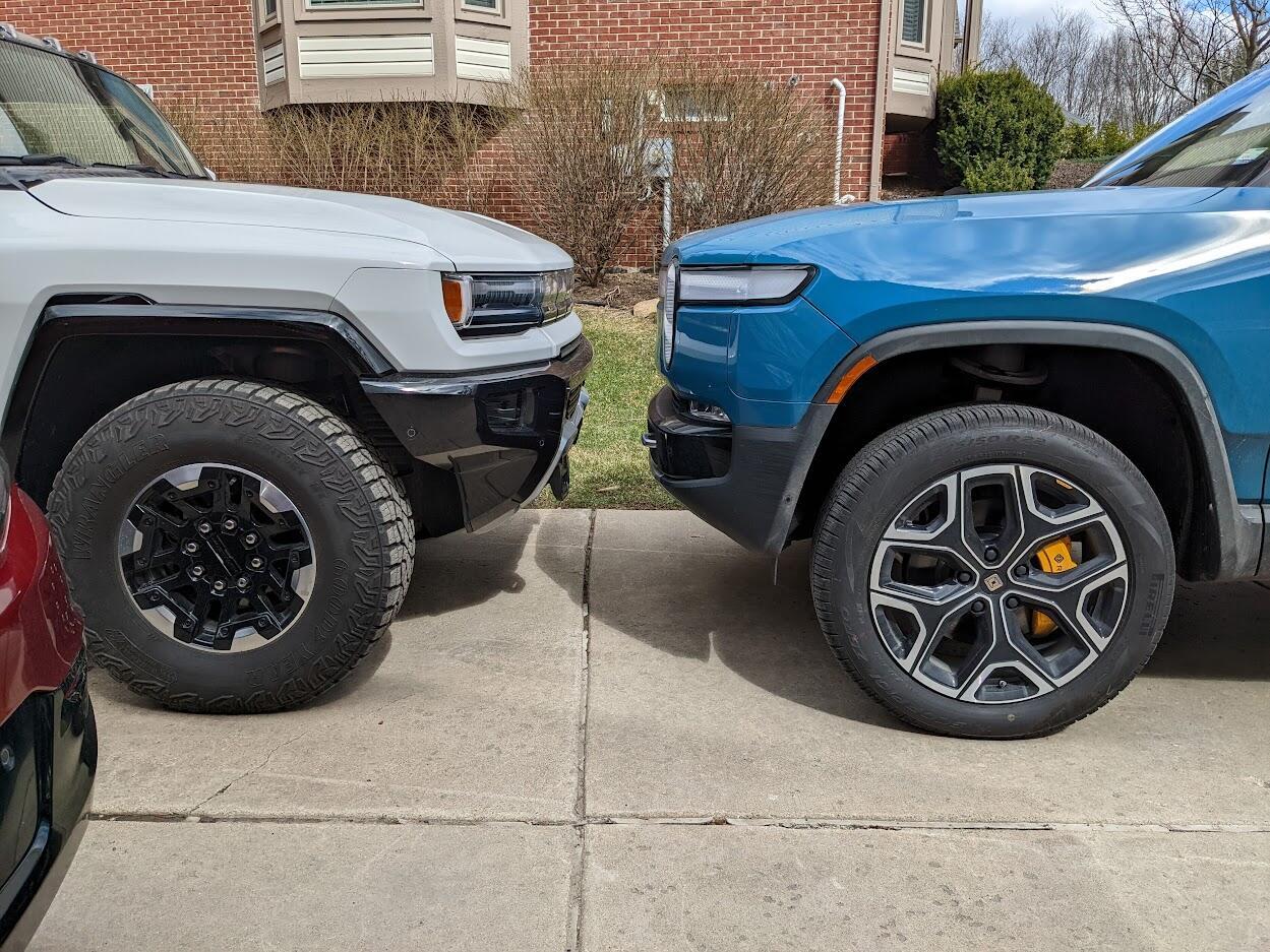 Rivian R1T R1S 2026 Hummer EV will have 1,160 hp 1747334046972-lt
