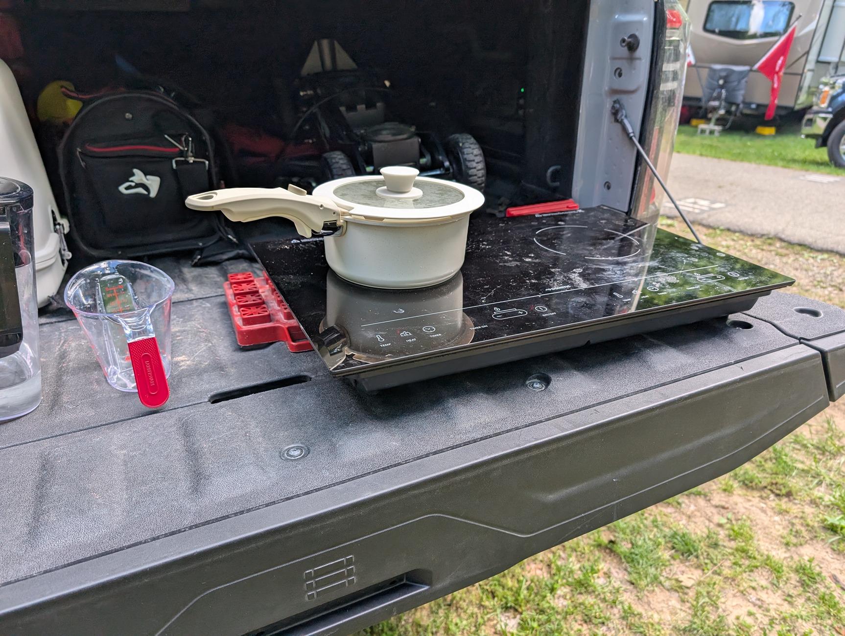 Rivian R1T R1S Chevy looking like a trail boss 1000006927