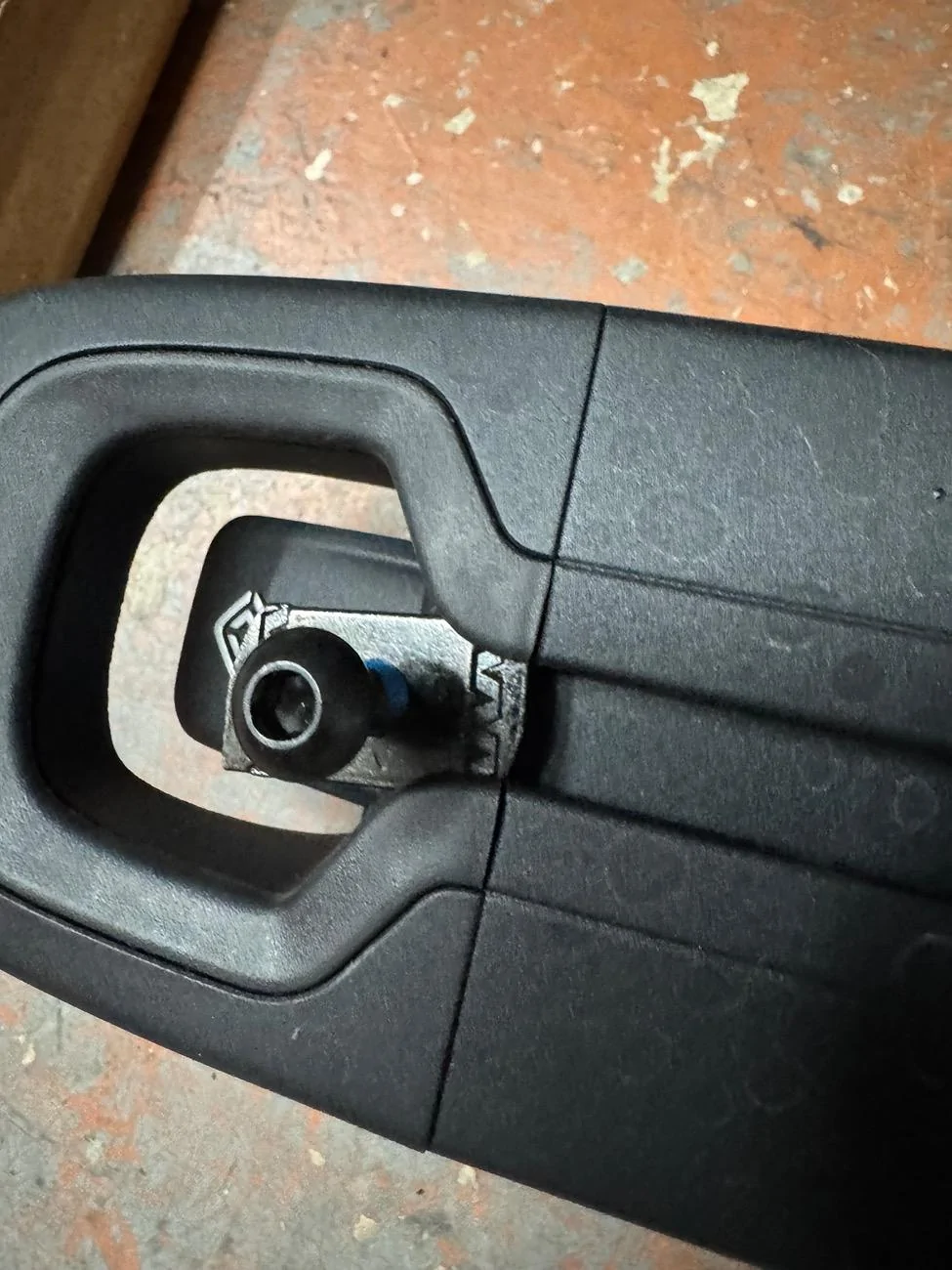 Rivian R1T R1S Yakima t slot mounting does not fit OEM Rivian slot IMG_0917