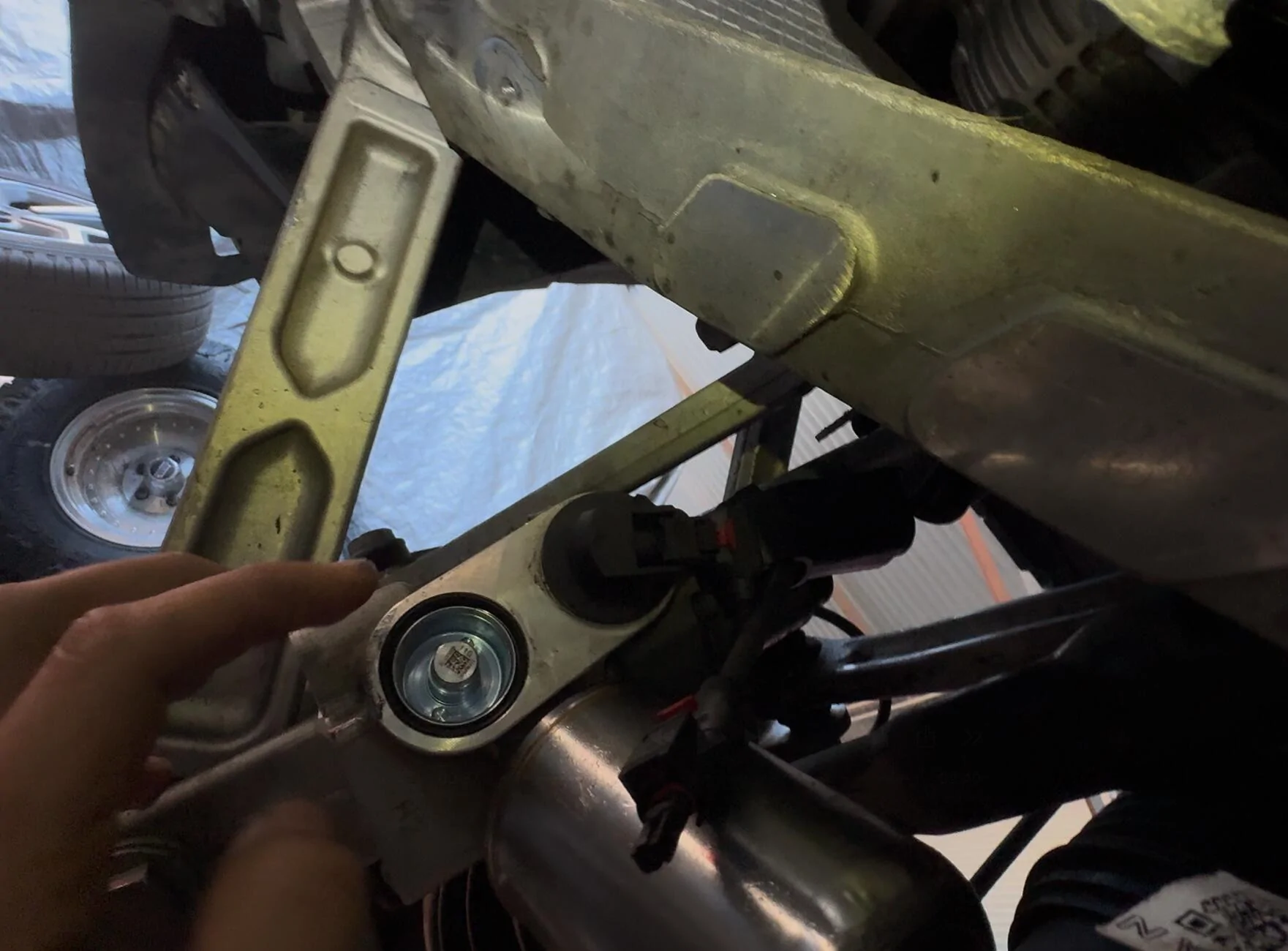 Rivian R1T R1S Rear suspension damage Screenshot 2025-05-27 at 7.36.19 PM