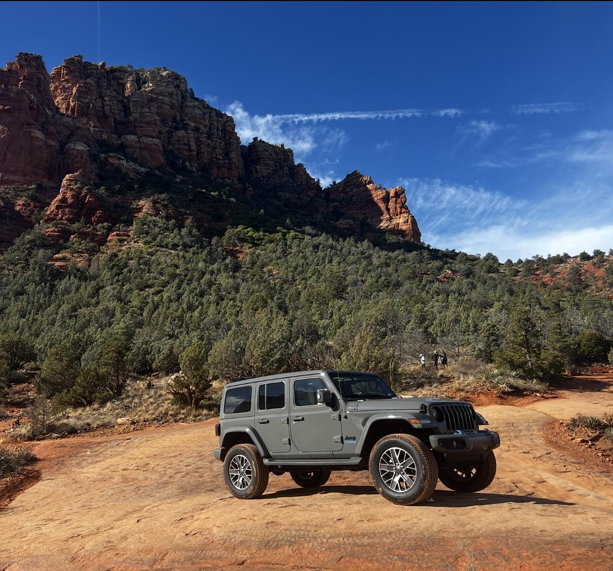 Rivian R1T R1S Anybody running 295/65/20 Tires? IMG_0098
