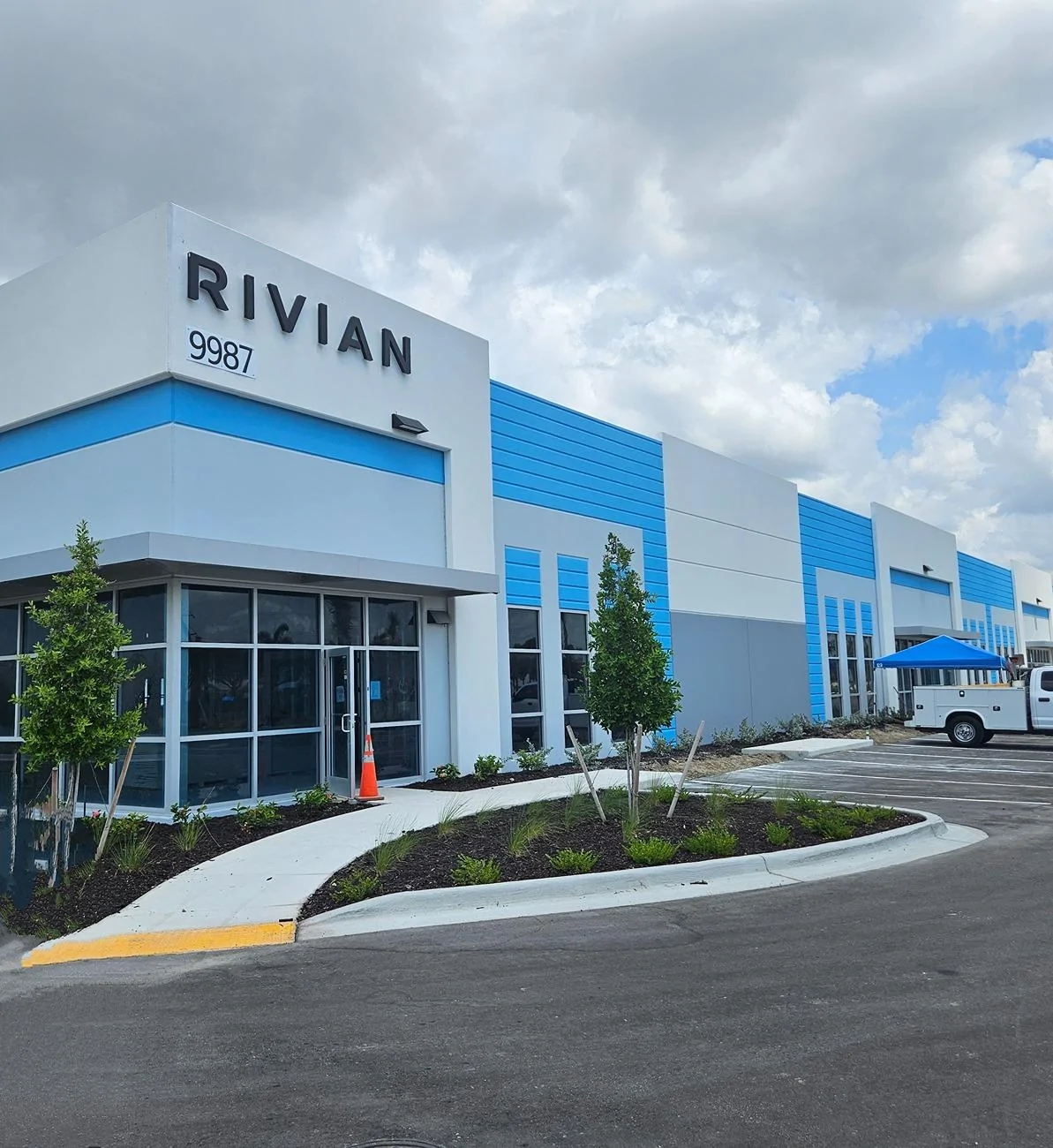 Rivian R1T R1S Fort Myers service center Rivian Fort Myers