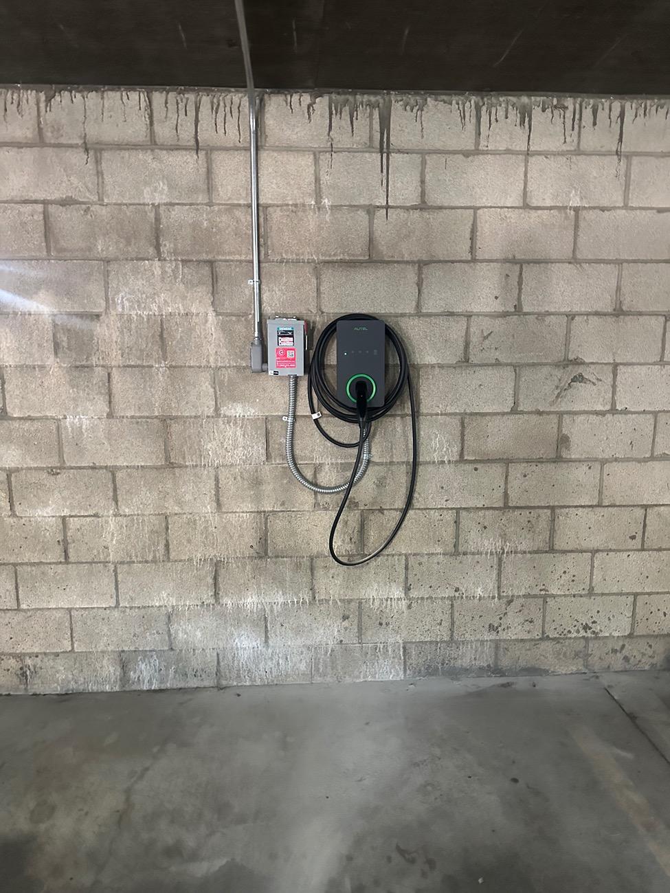 Rivian R1T R1S Show off your Level 2 Home Charger installs here IMG_9792