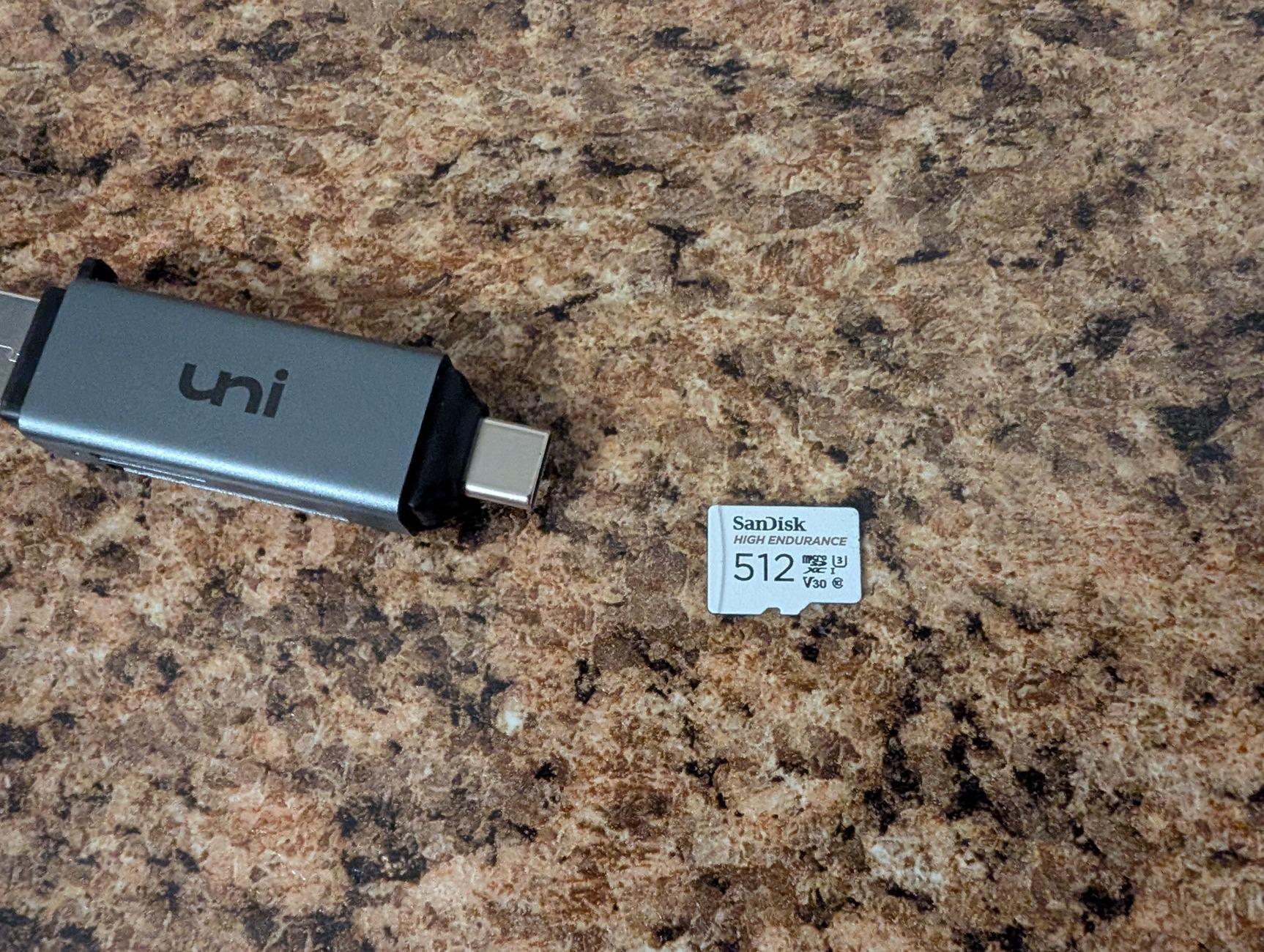 Rivian R1T R1S Road Cam not recognizing USB 1000006136