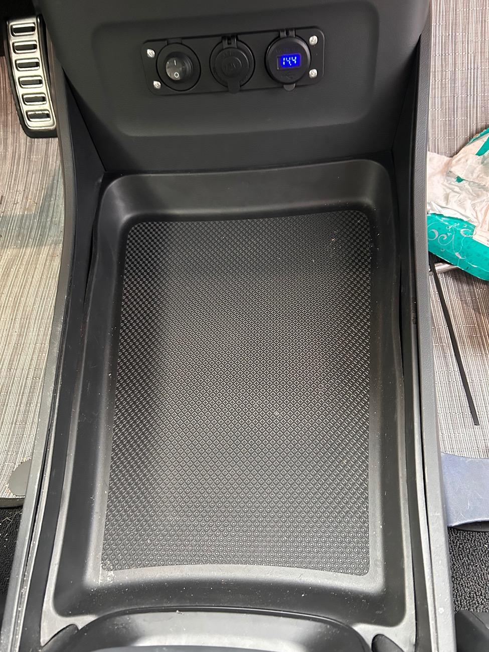 Rivian R1T R1S DIY: How To Add Interior 12v/USB-C (and interior high-current 12v loads) IMG_2249