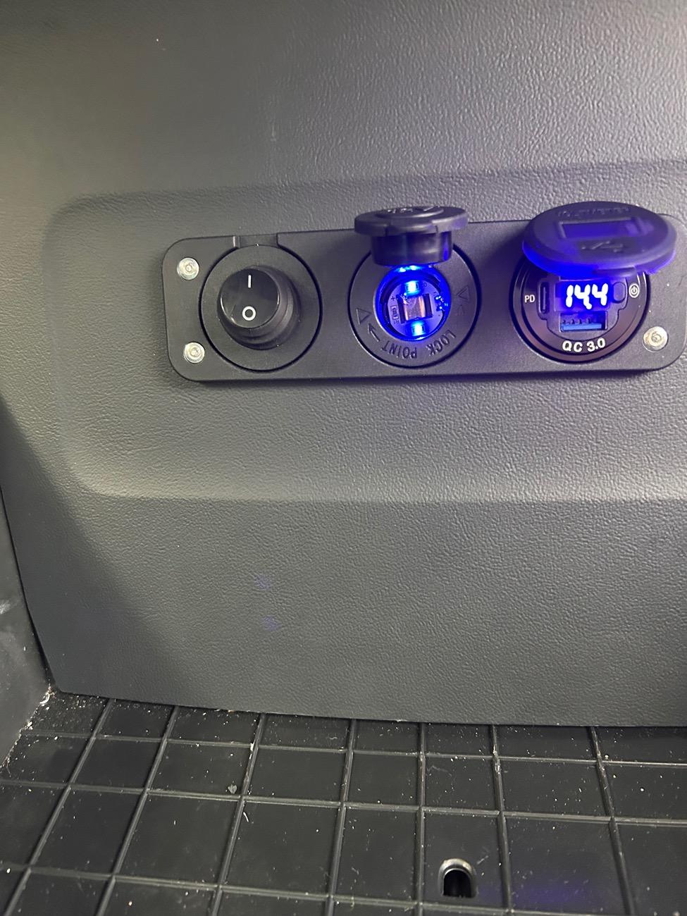 Rivian R1T R1S DIY: How To Add Interior 12v/USB-C (and interior high-current 12v loads) IMG_2248