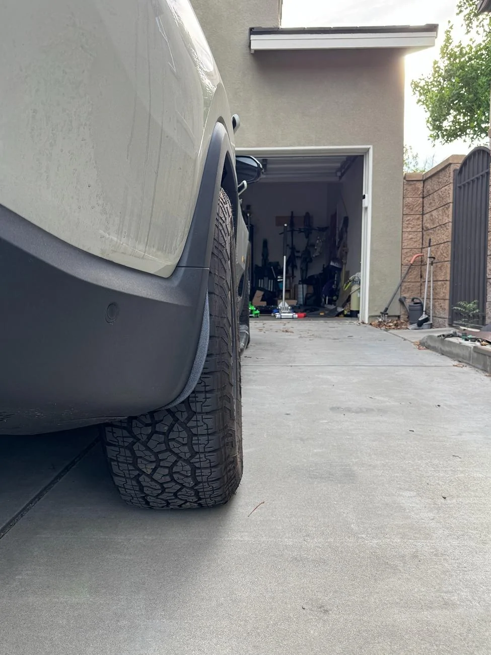 Rivian R1T R1S Gen 1 Quad -> California Dune Edition IMG_1526