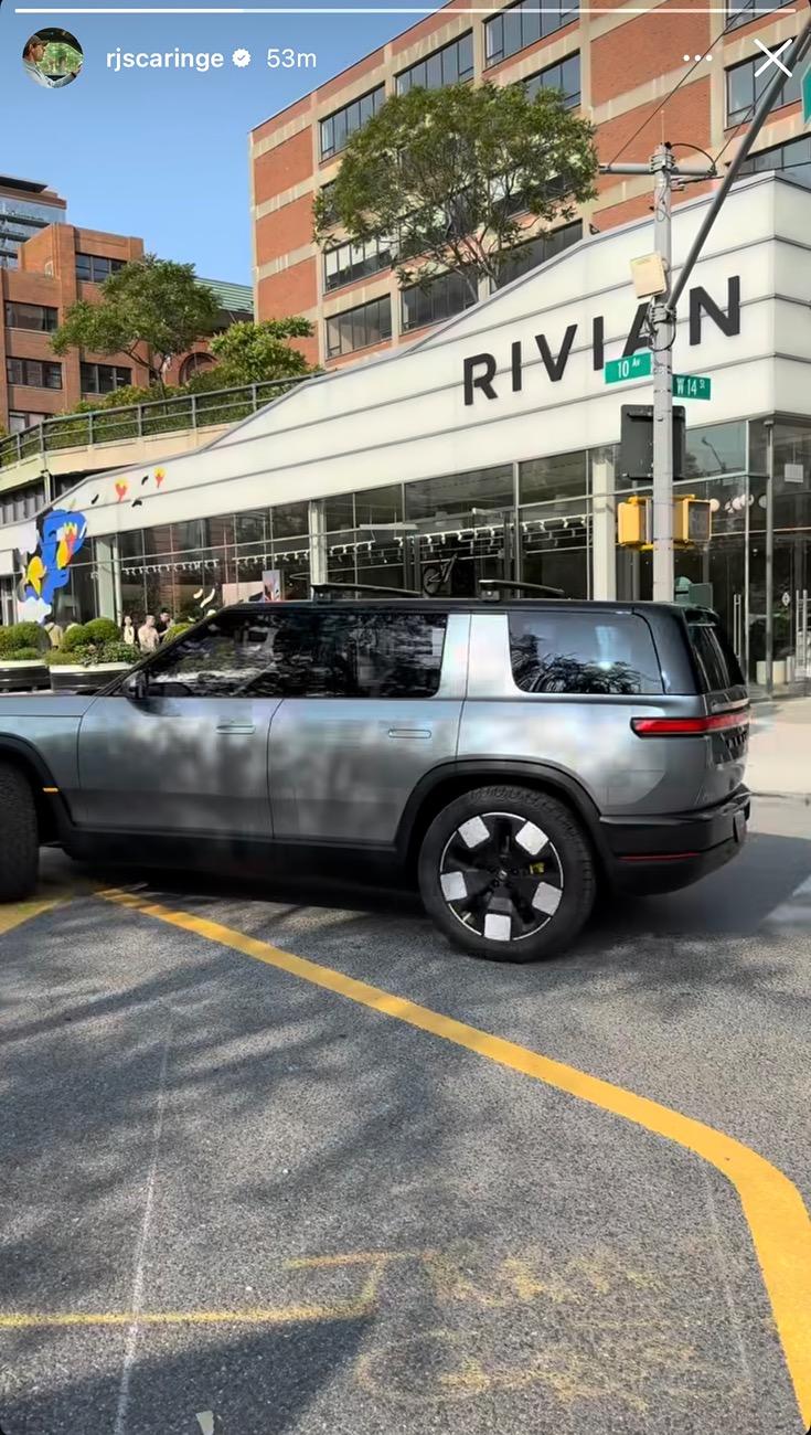 Rivian R1T R1S Meet R2 in NYC June 3-7 IMG_0188