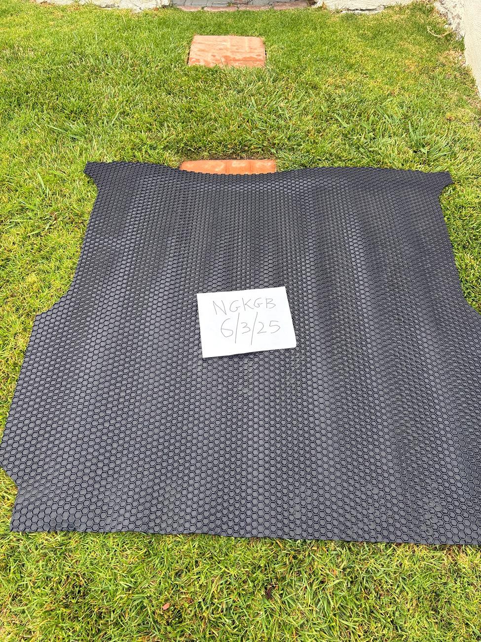 Rivian R1T R1S R1T bed liner. 50$ OBO. Orange County. IMG_0785