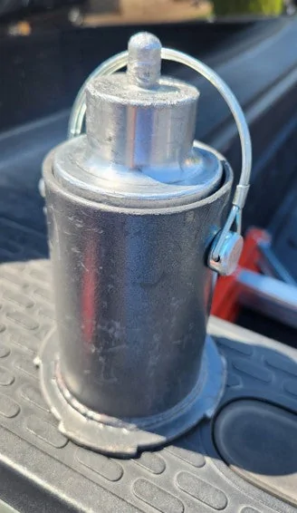 Rivian R1T R1S EV Sportline RMAXX running boards - A/C recall problem - Rivian Service problem rivian_jack_adapter_2