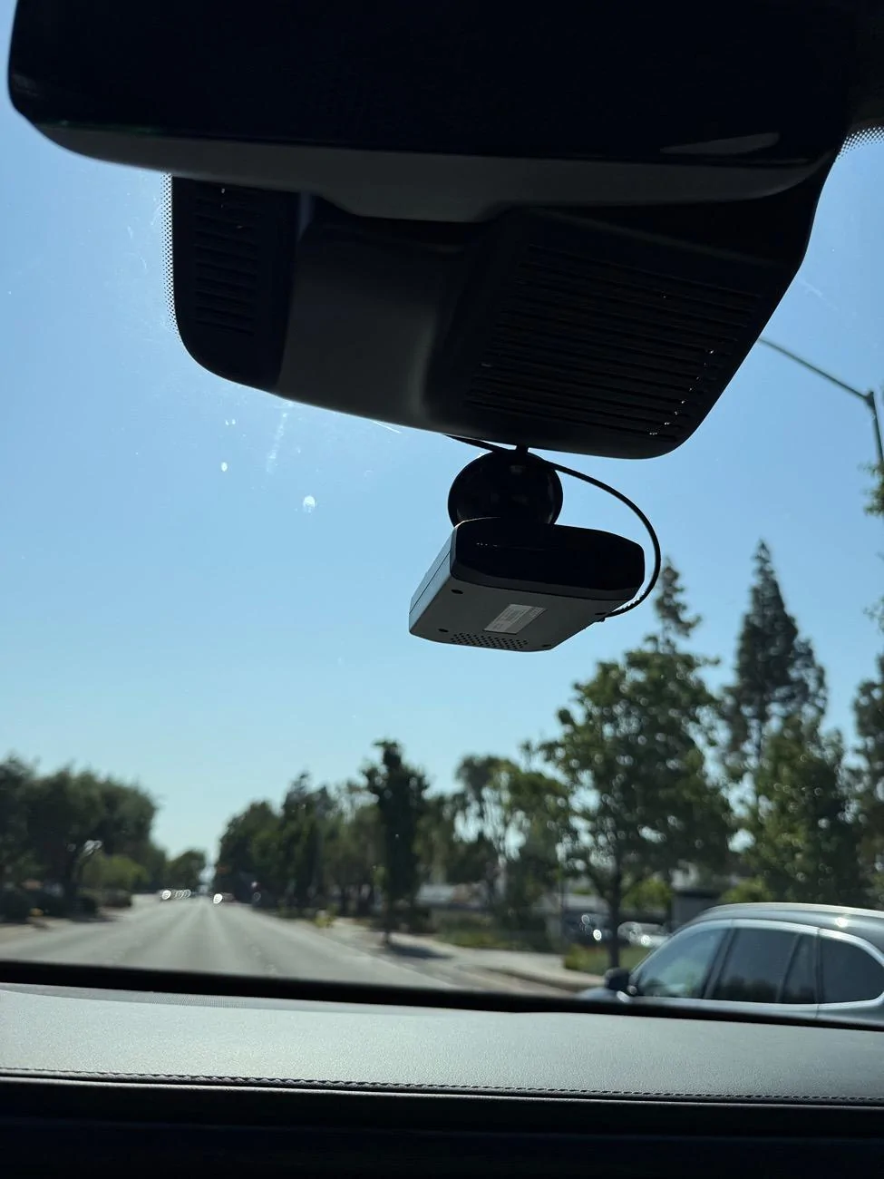 Rivian R1T R1S Dash Cam/Radar Detector Harness - Mirror tap IMG_6838