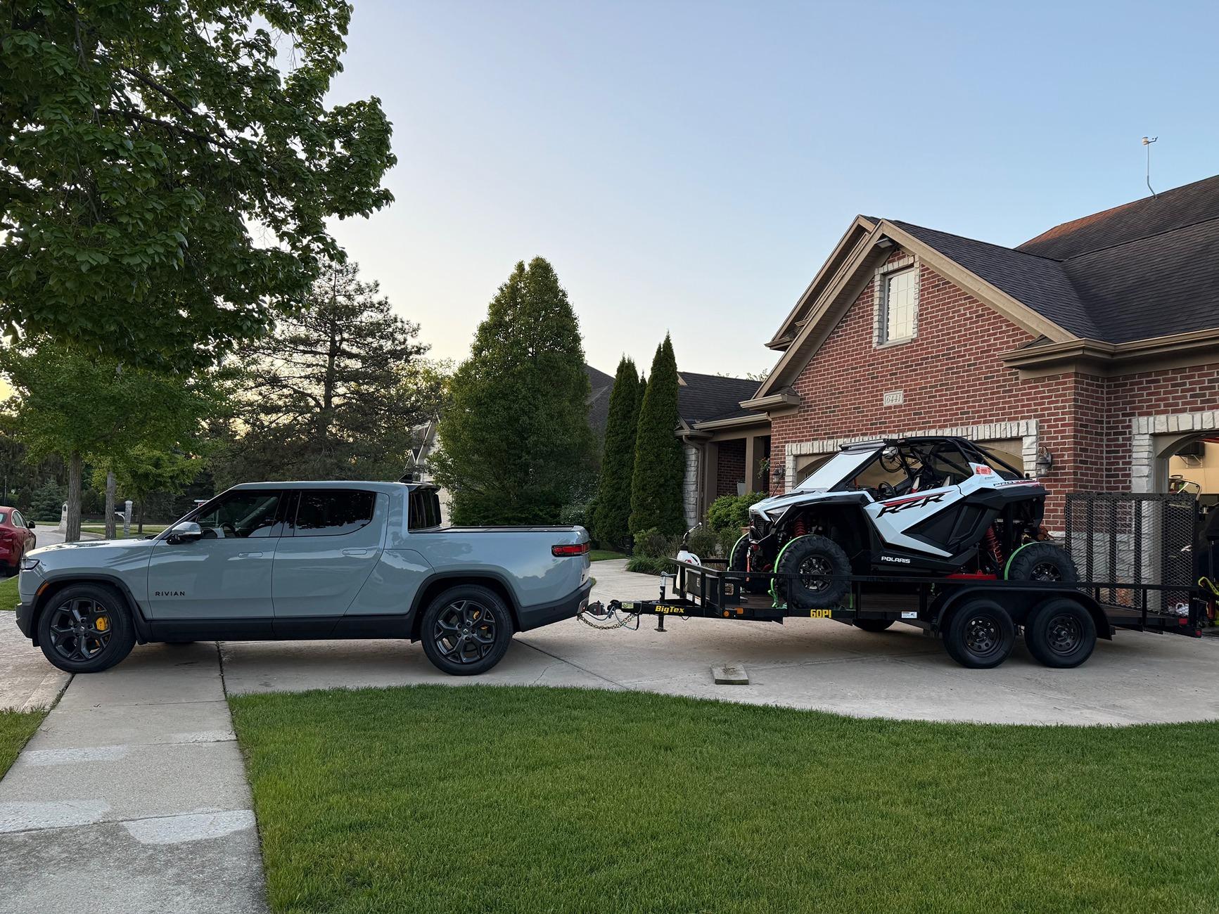 Rivian R1T R1S What Are You Hauling (or Hauled) in your Rivian? 🦾 IMG_2645