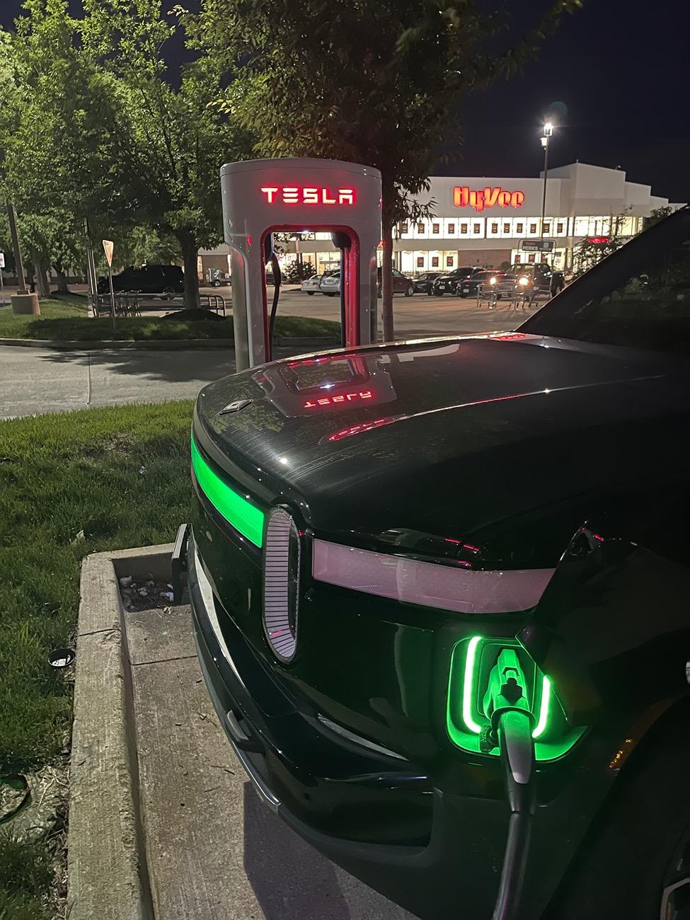 Rivian R1T R1S Random Rivian Photos of the Day - Post Yours! 📸 IMG_7916