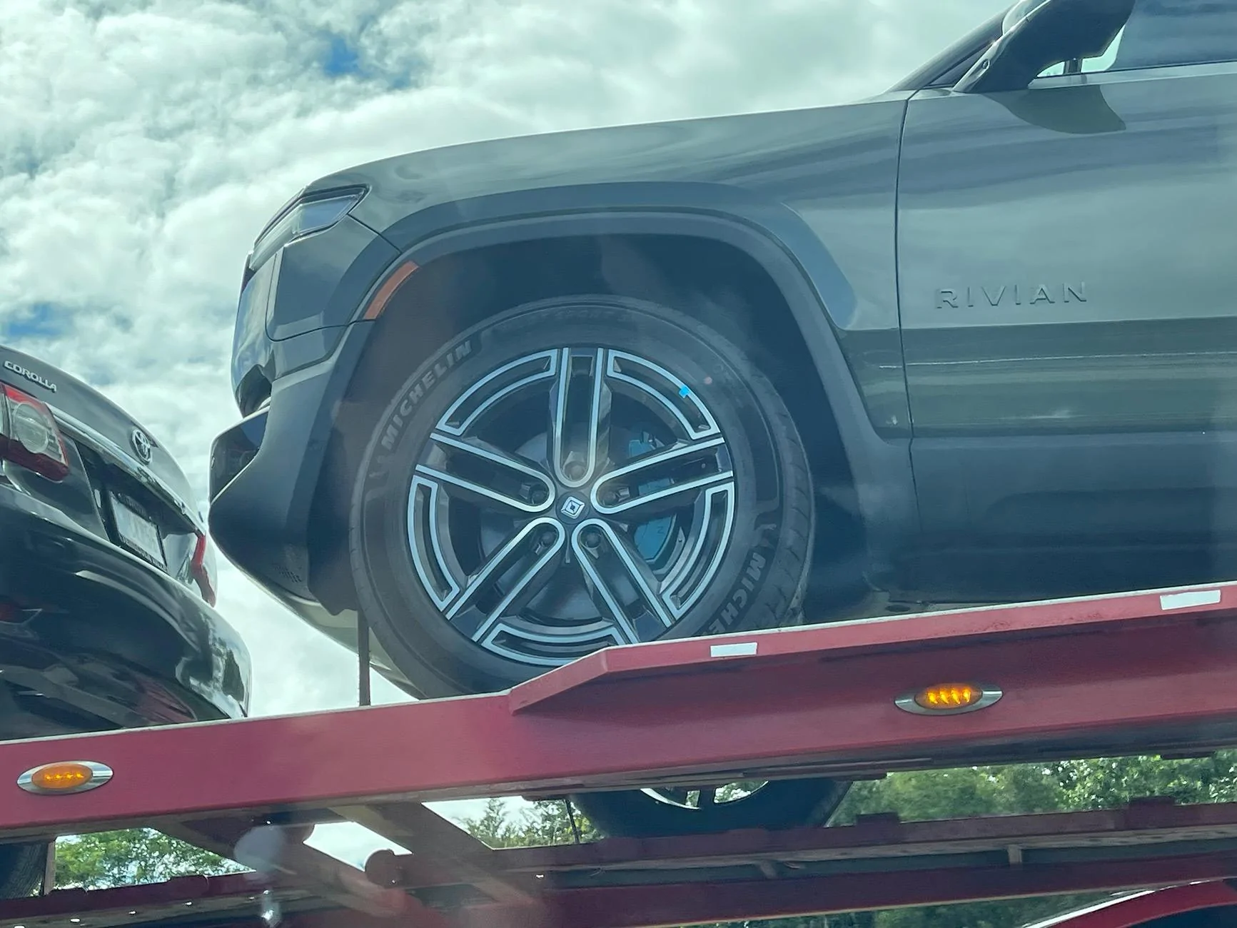 Rivian R1T R1S Random Rivian Photos of the Day - Post Yours! 📸 IMG_8362