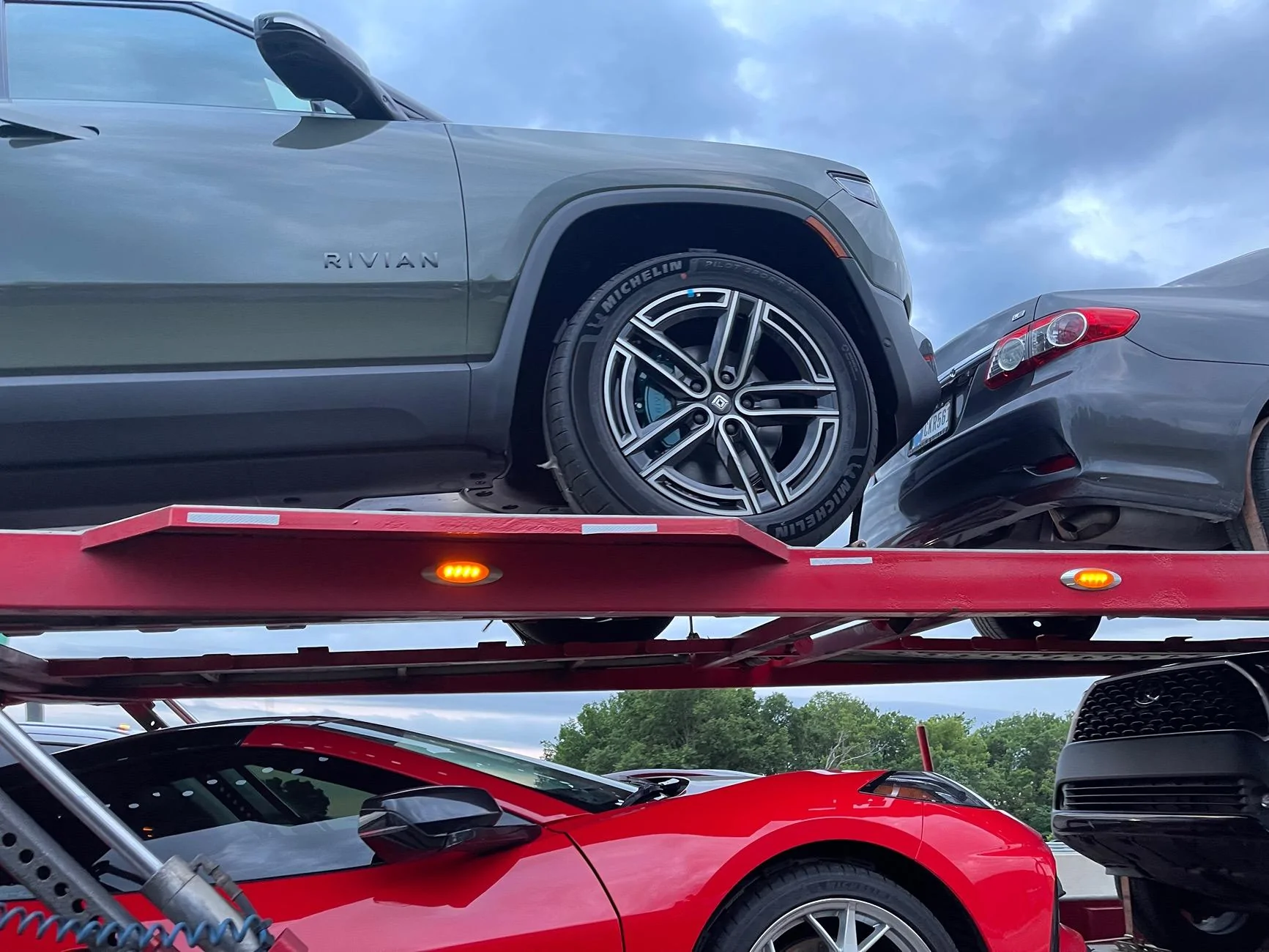 Rivian R1T R1S Random Rivian Photos of the Day - Post Yours! 📸 IMG_8503