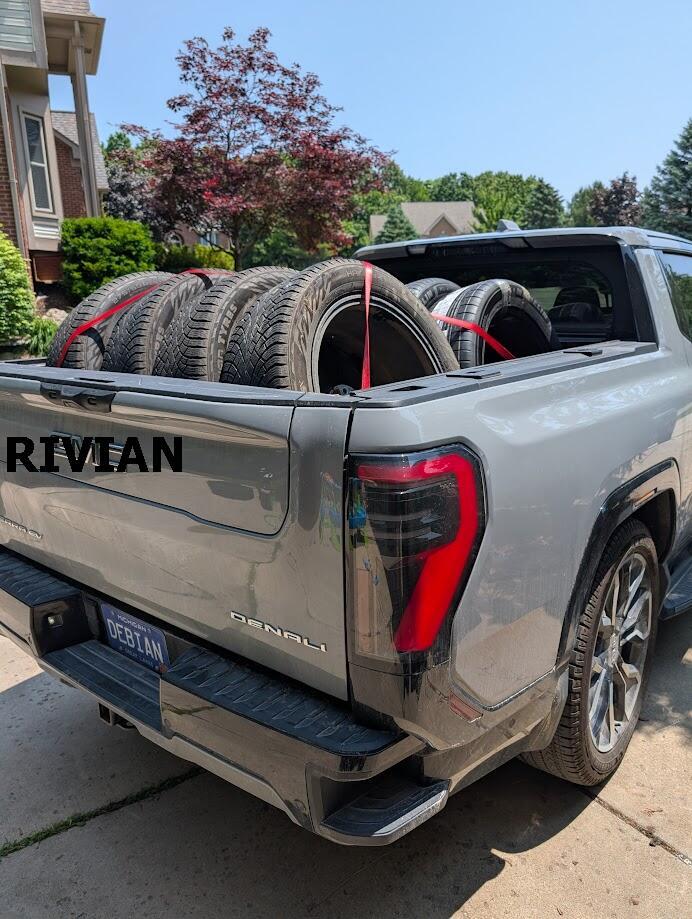 Rivian R1T R1S What did you do TO / WITH your Rivian today? 🧰 1750093393337-3t