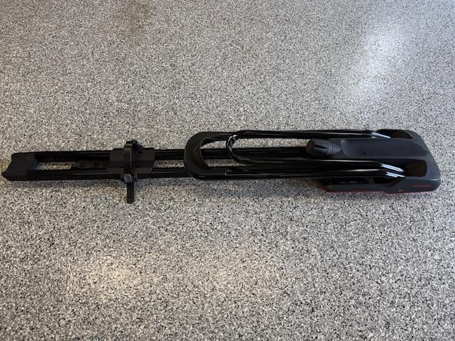 Rivian R1T R1S FS: Rivian Bike Mount Rack 1