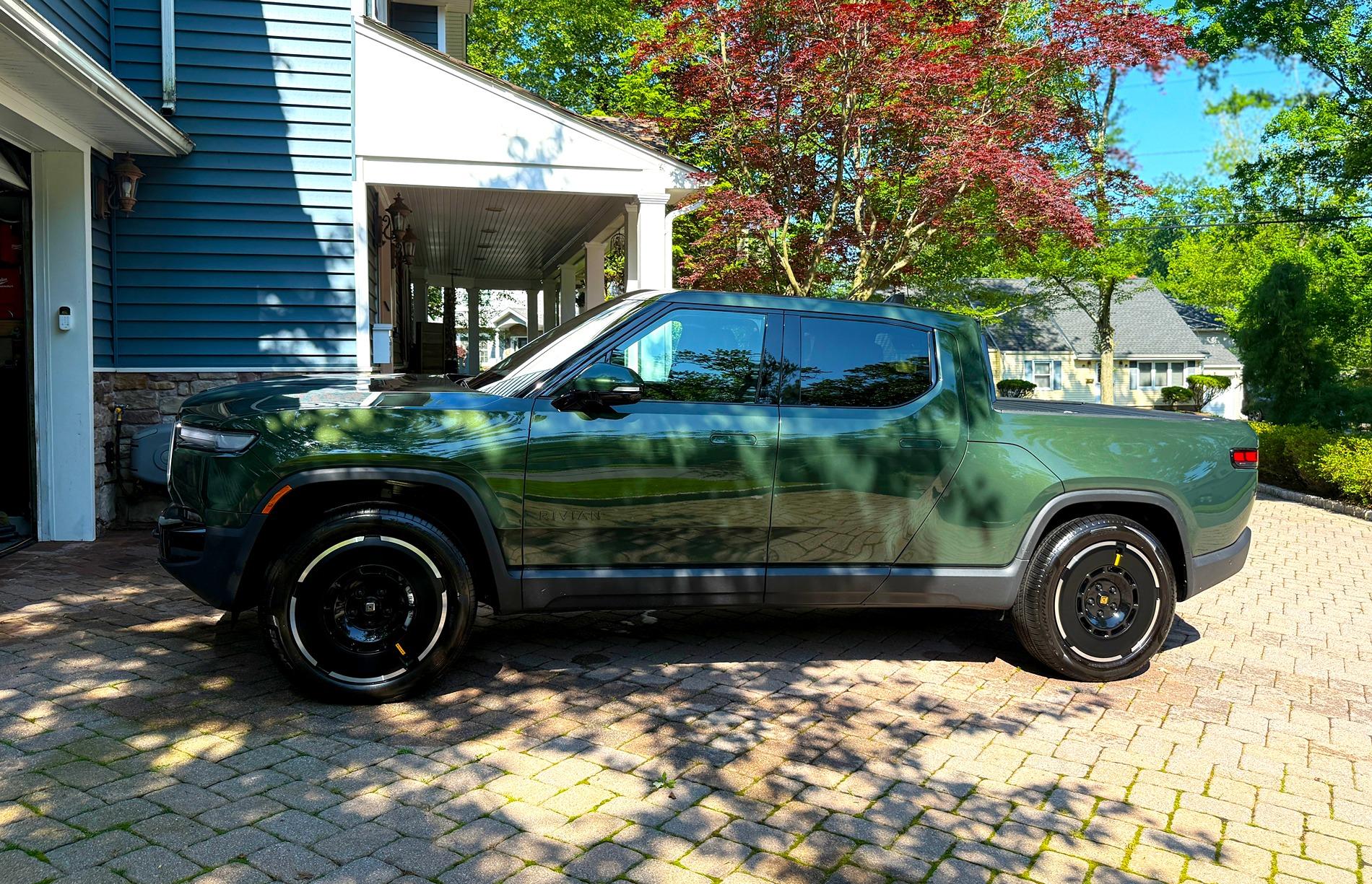 Rivian R1T R1S Traded in my '22 quad for a '25 dual performance... 2025_3