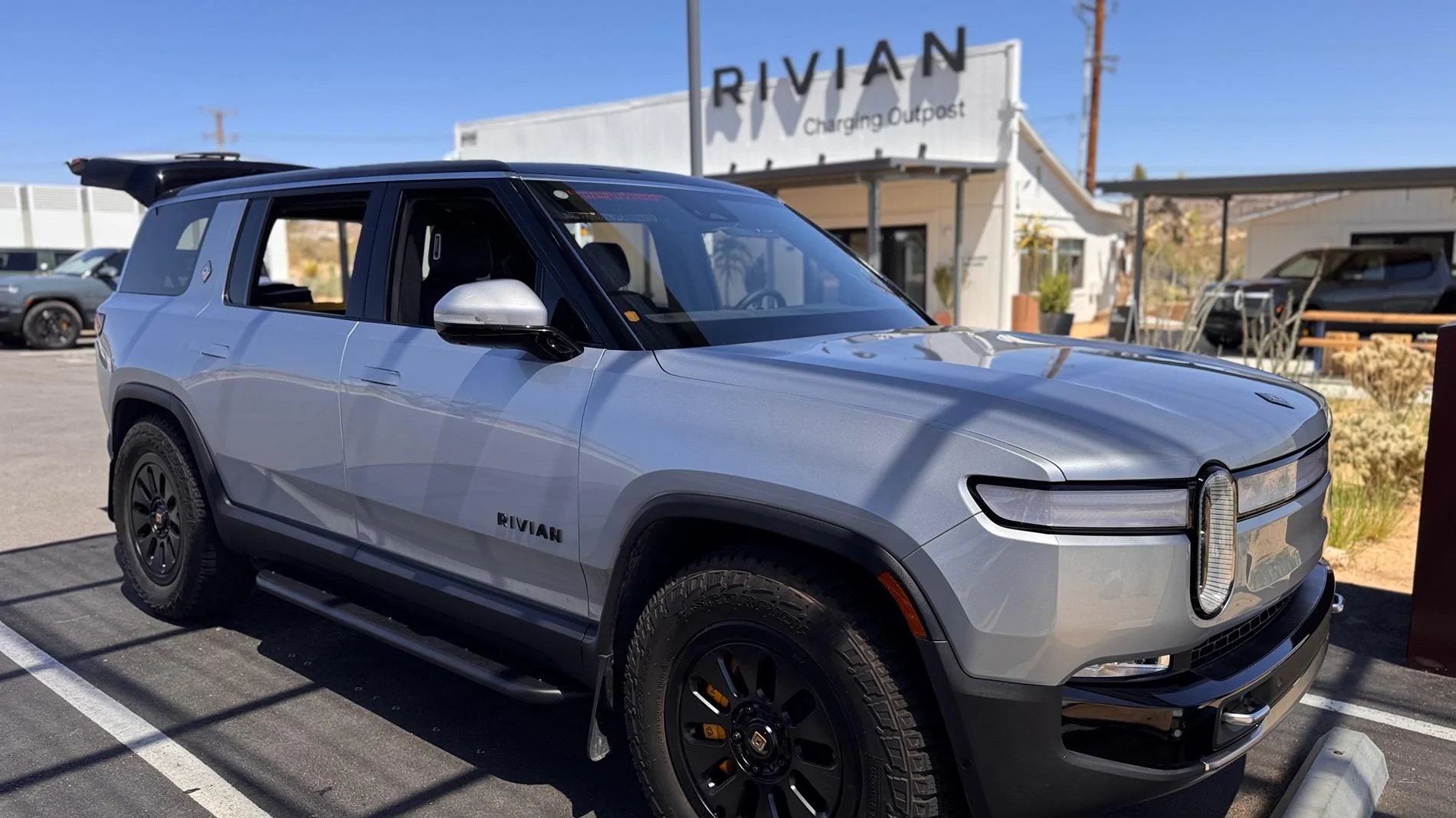 Rivian R1T R1S Random Rivian Photos of the Day - Post Yours! 📸 IMG_2962